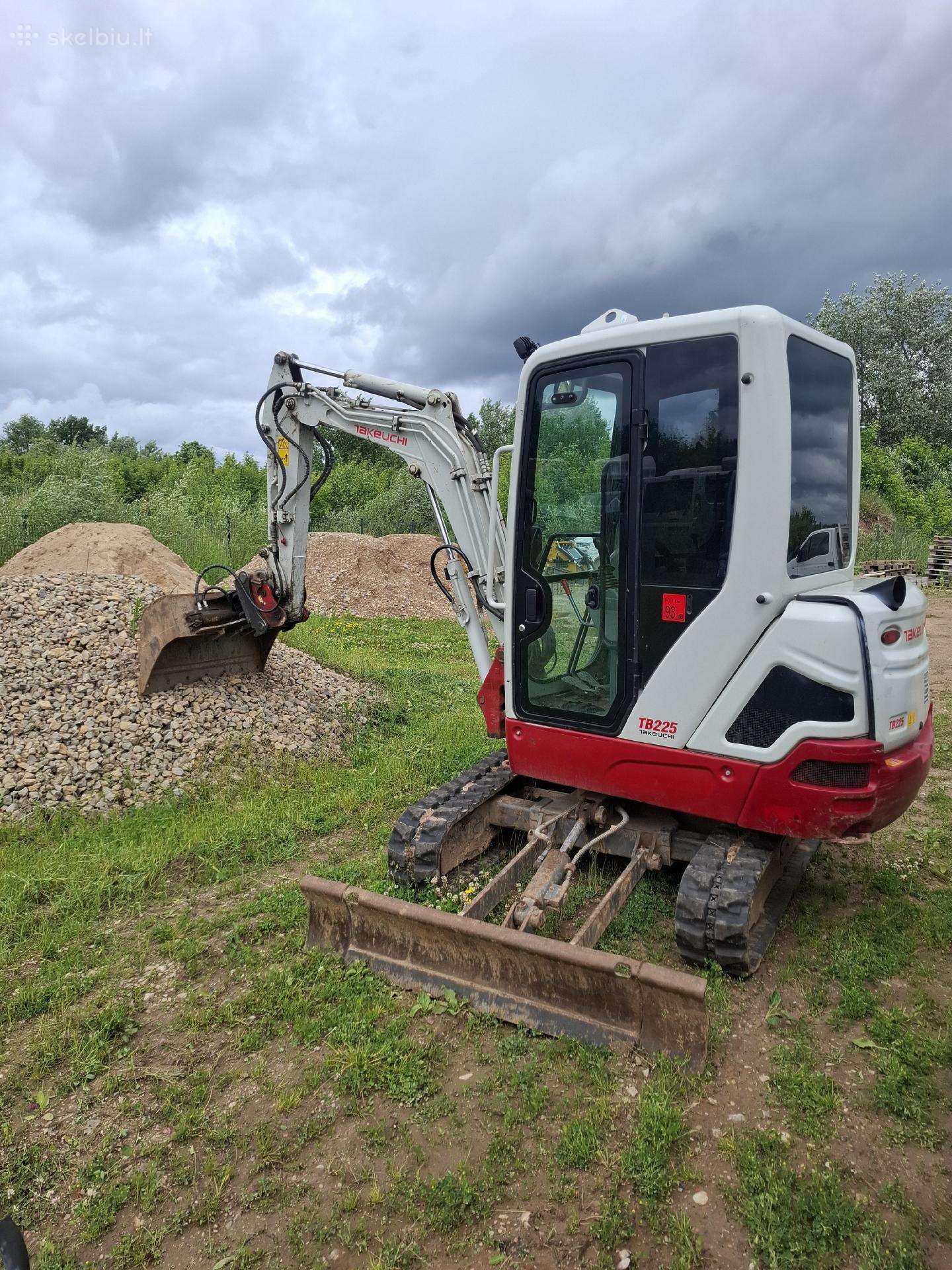 Bobcat E20, statybos transporto nuoma