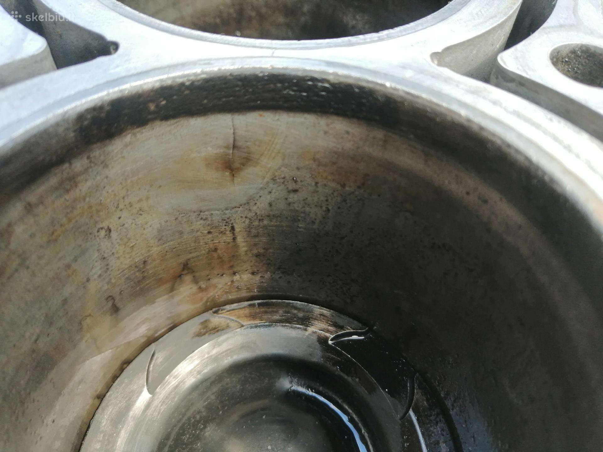 Hyundai Tucson crankshaft, engine block, engine