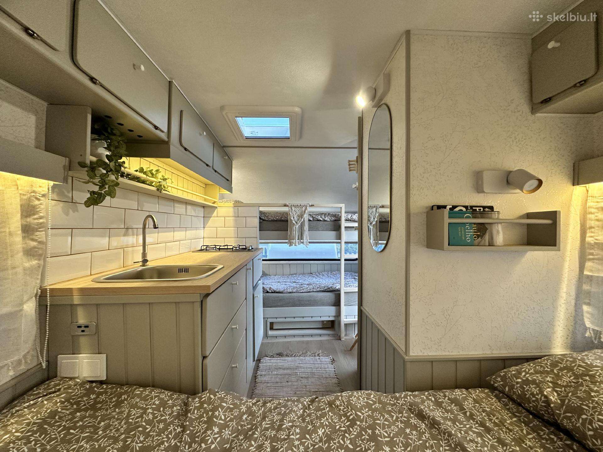 -kita- Kabe, caravans