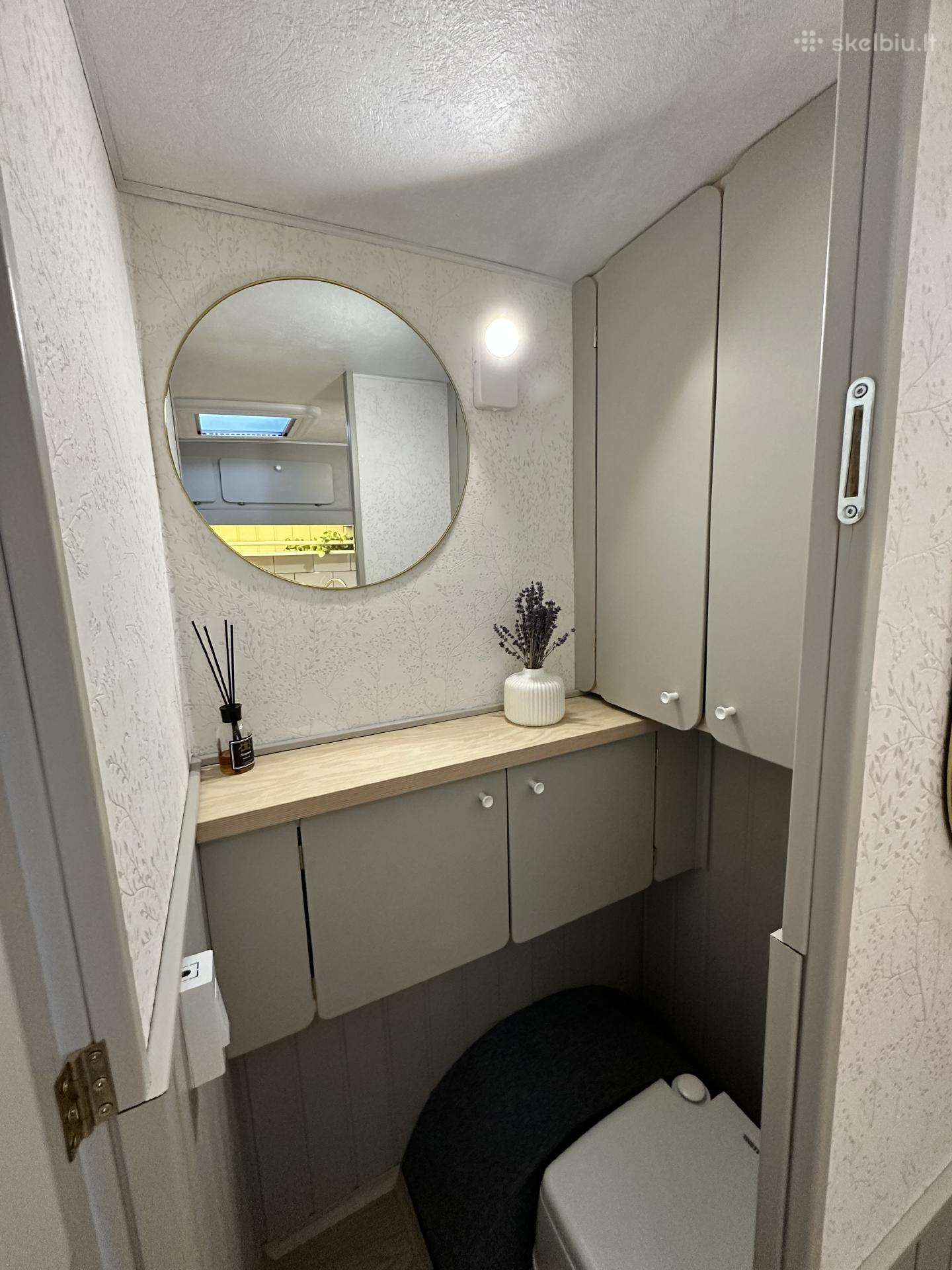 -kita- Kabe, caravans