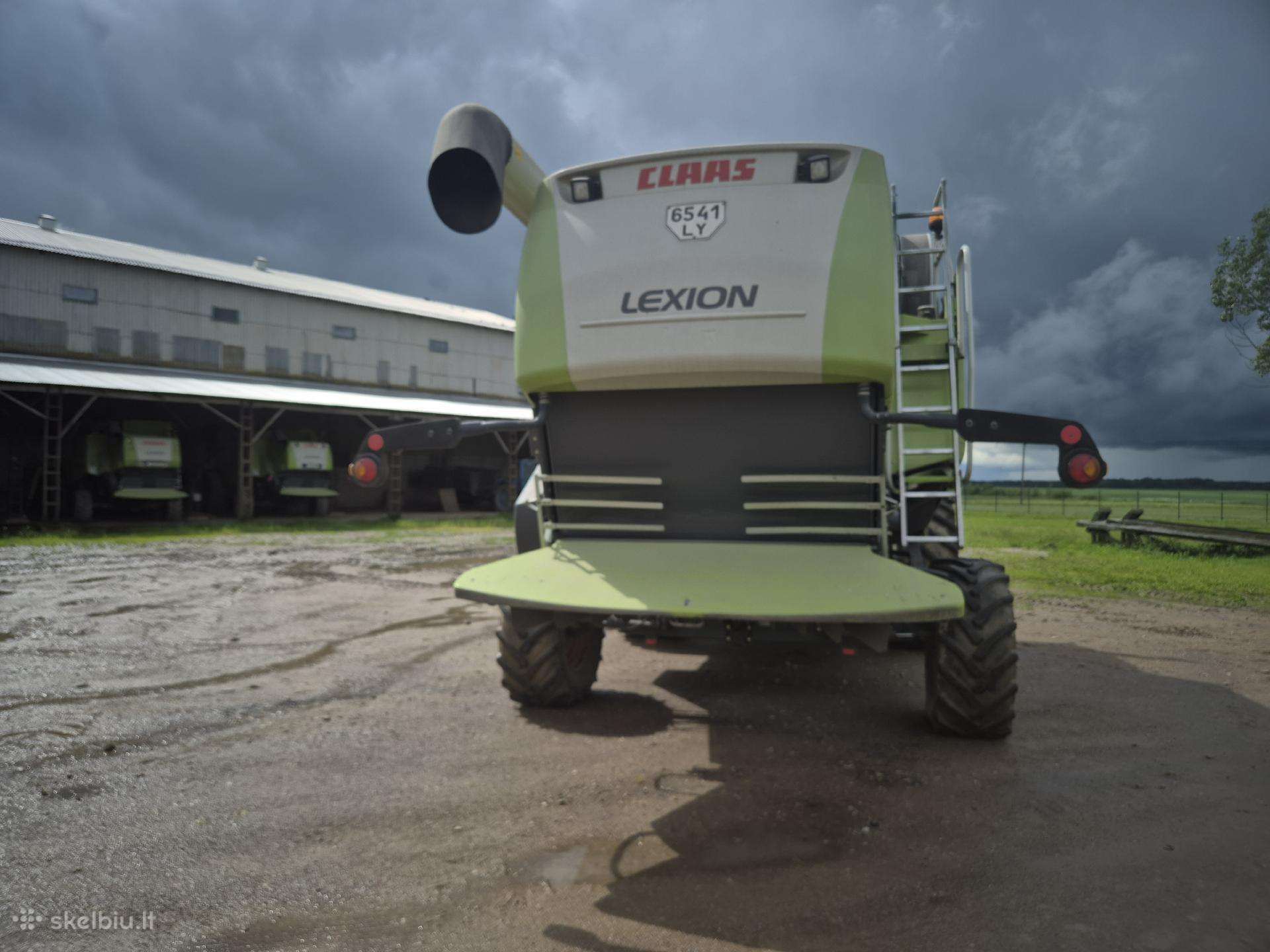 Claas 540, kombainai