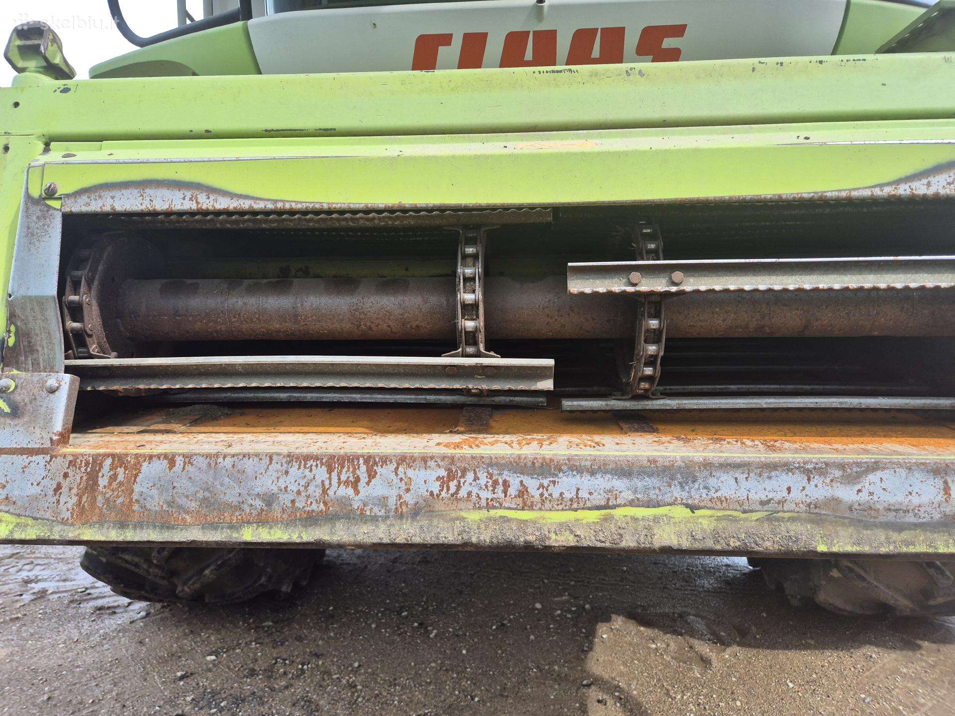Claas 540, kombainai