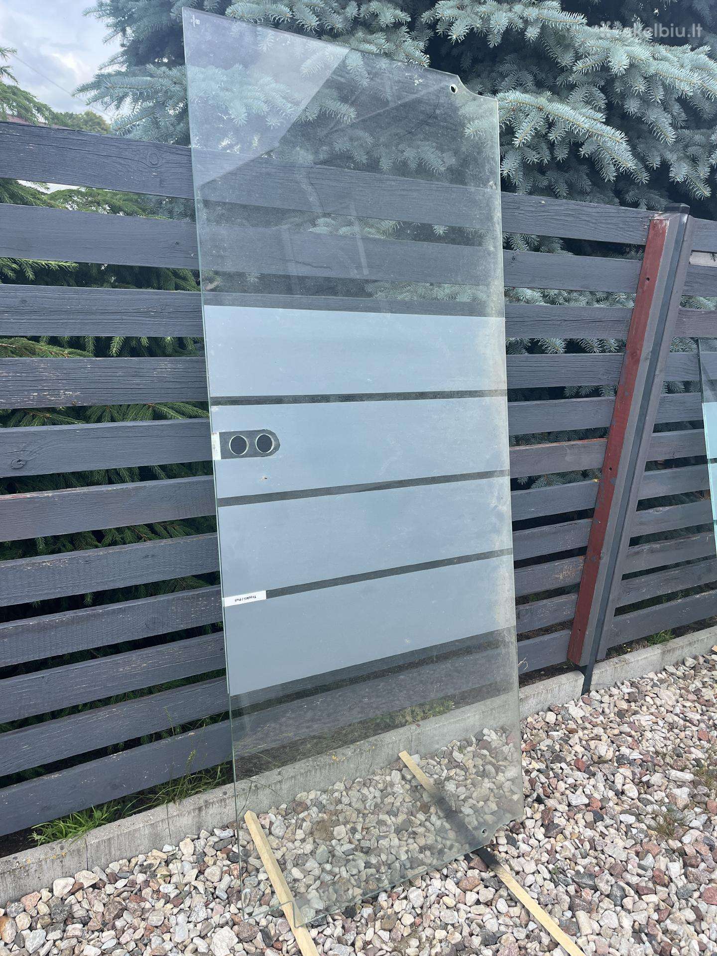 Stiklinės durys / grūdintas stiklas 10 mm