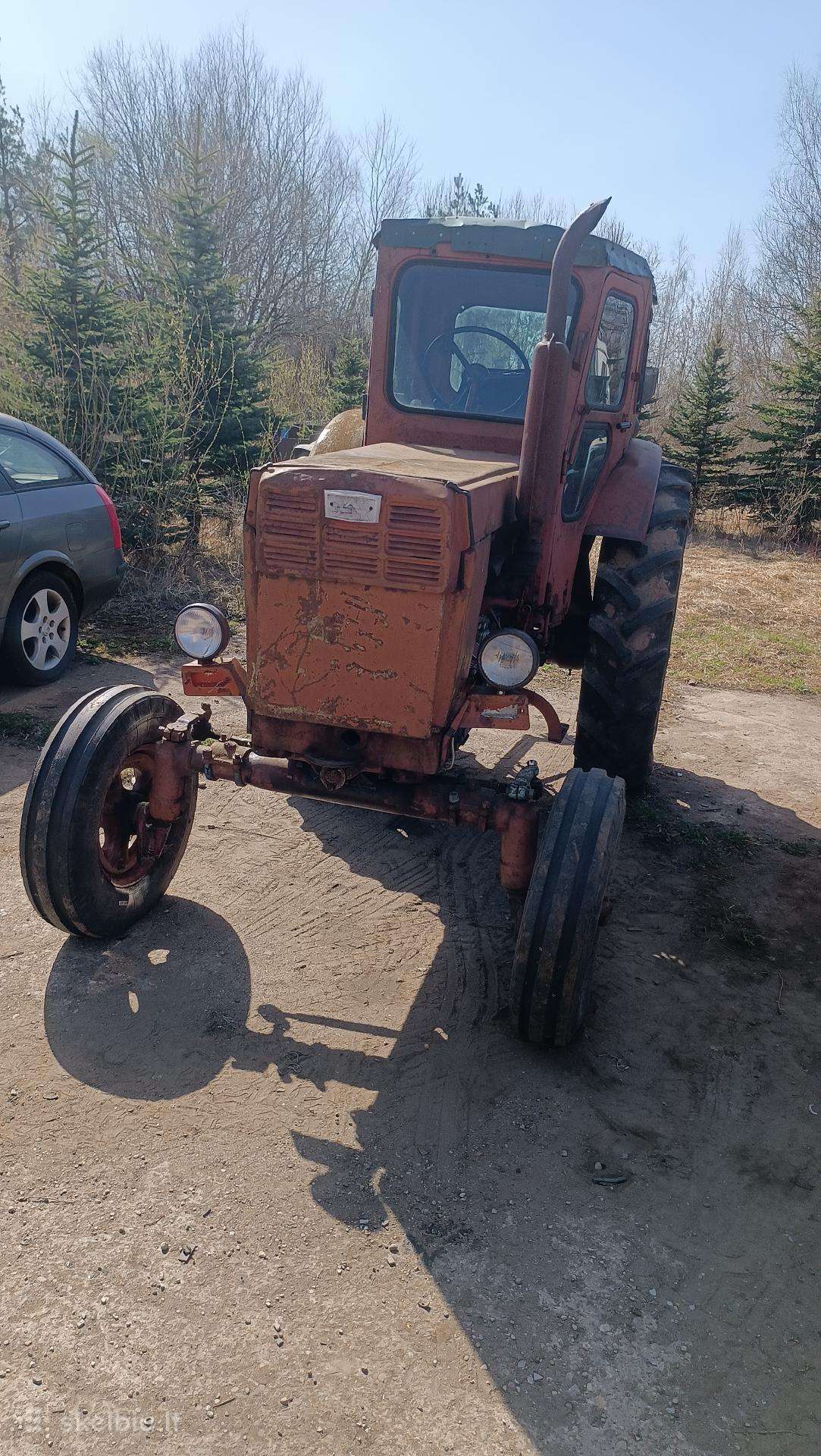 LTZ 40, traktoriai