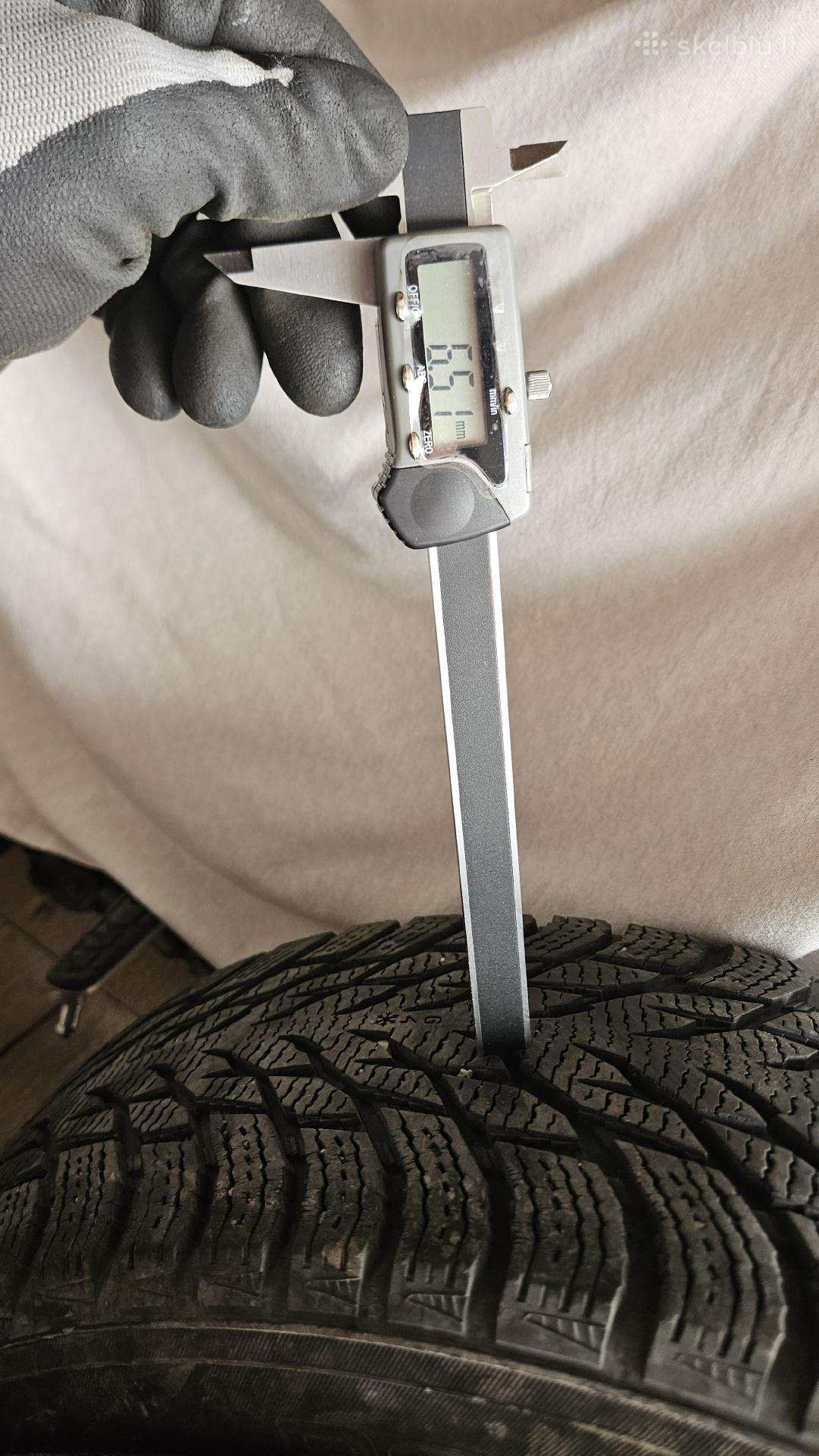 Nokian, žieminės 185/65 R15