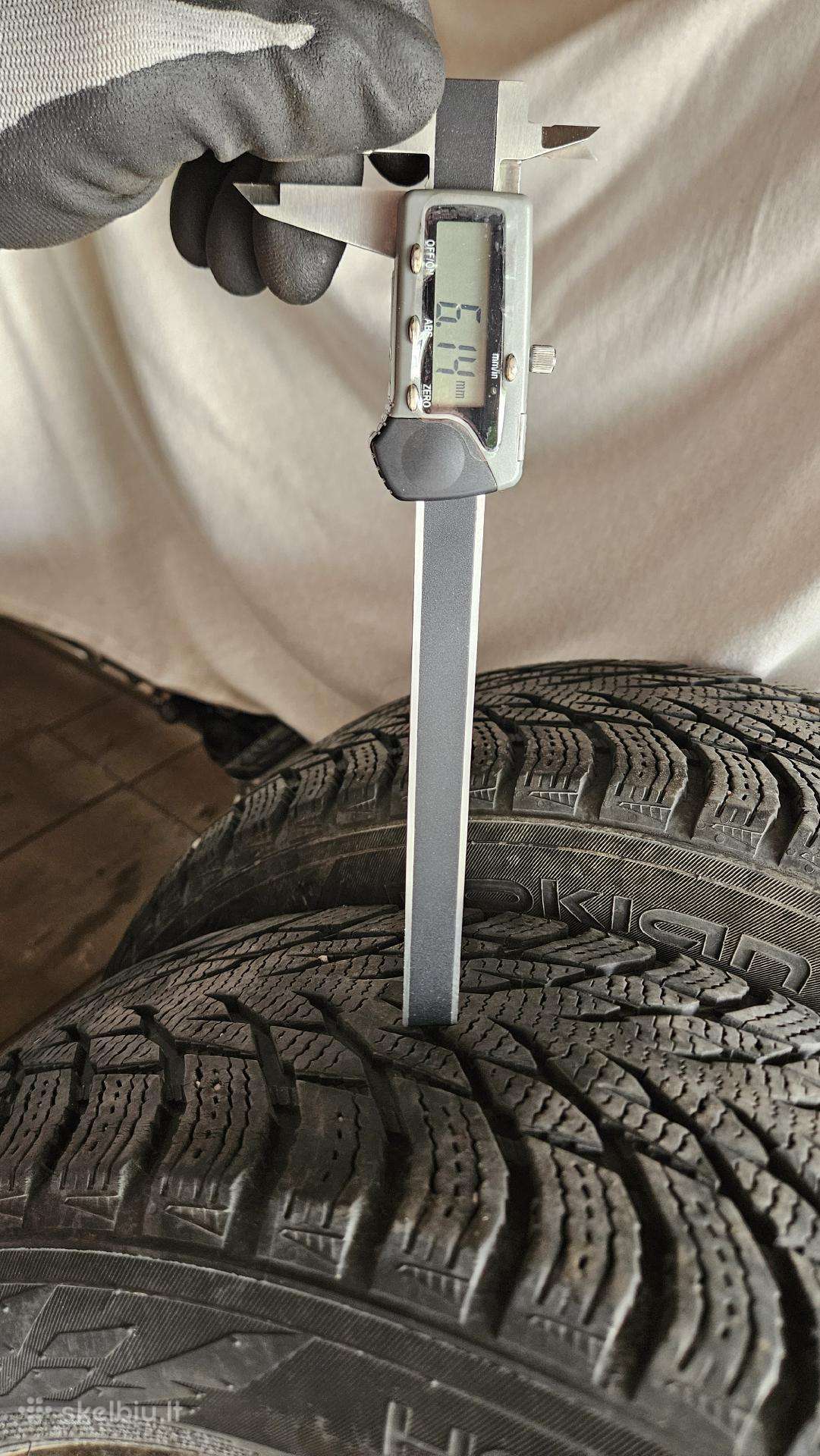 Nokian, žieminės 185/65 R15