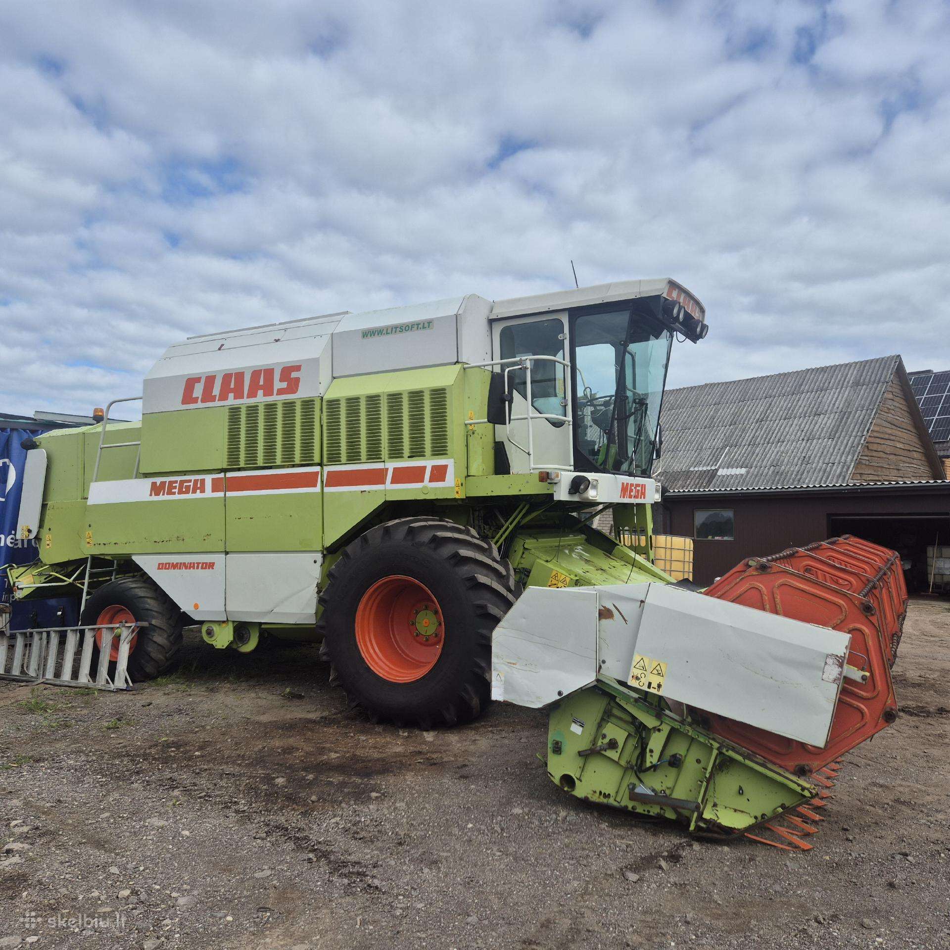 Claas 218, kombainai