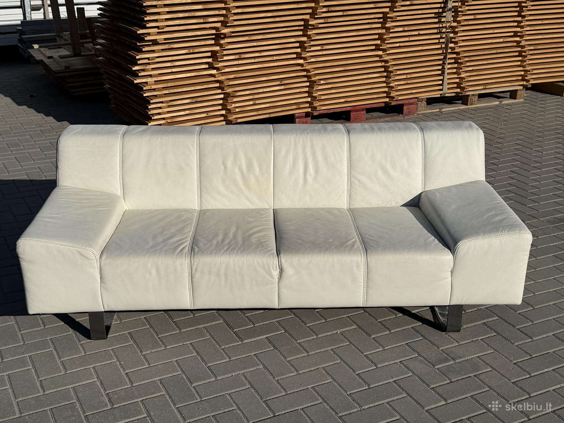 Odine balta sofa