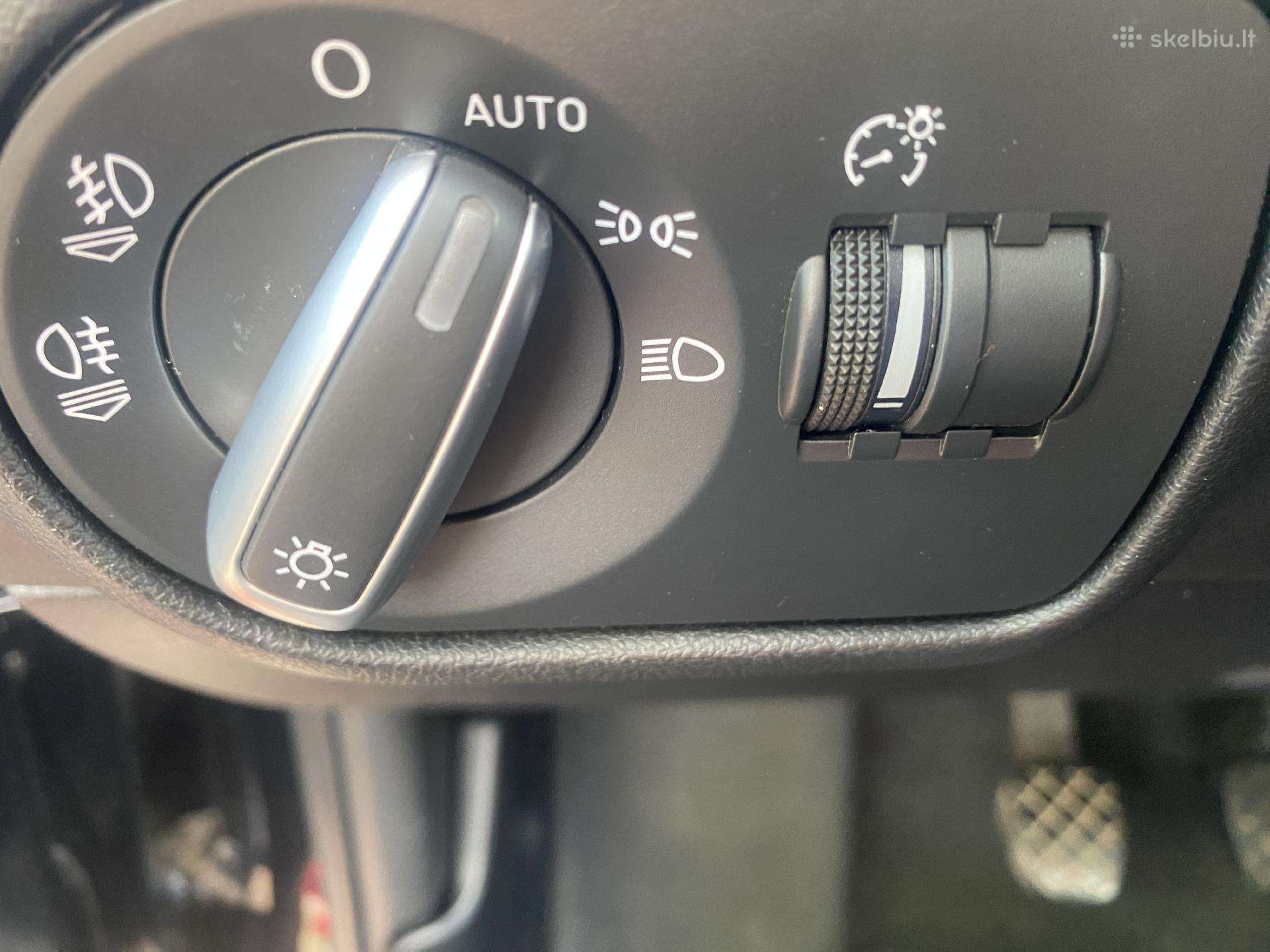 Audi A1, 1.6 l., Купе (coupe)