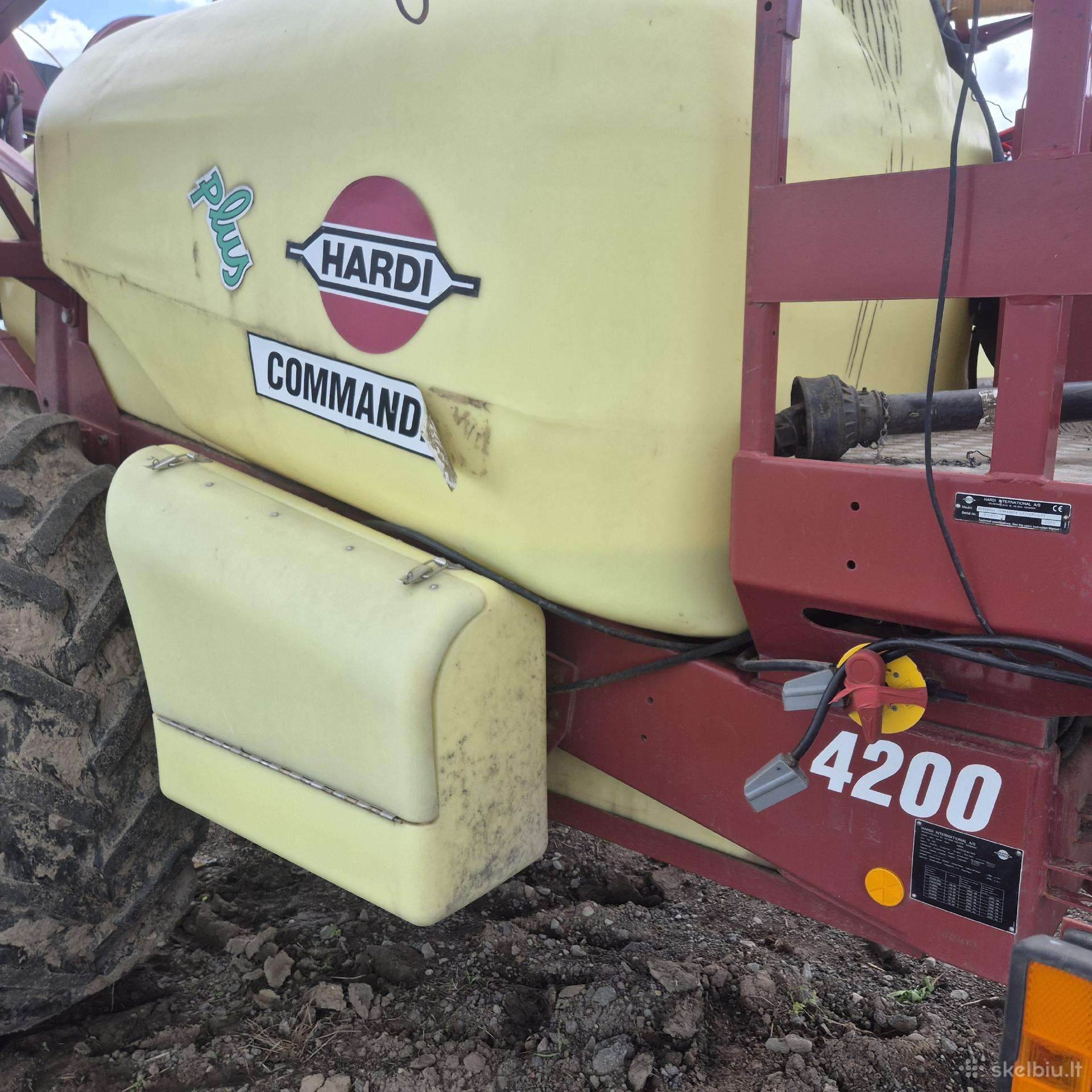 Hardi 4200, разбрызгиватели