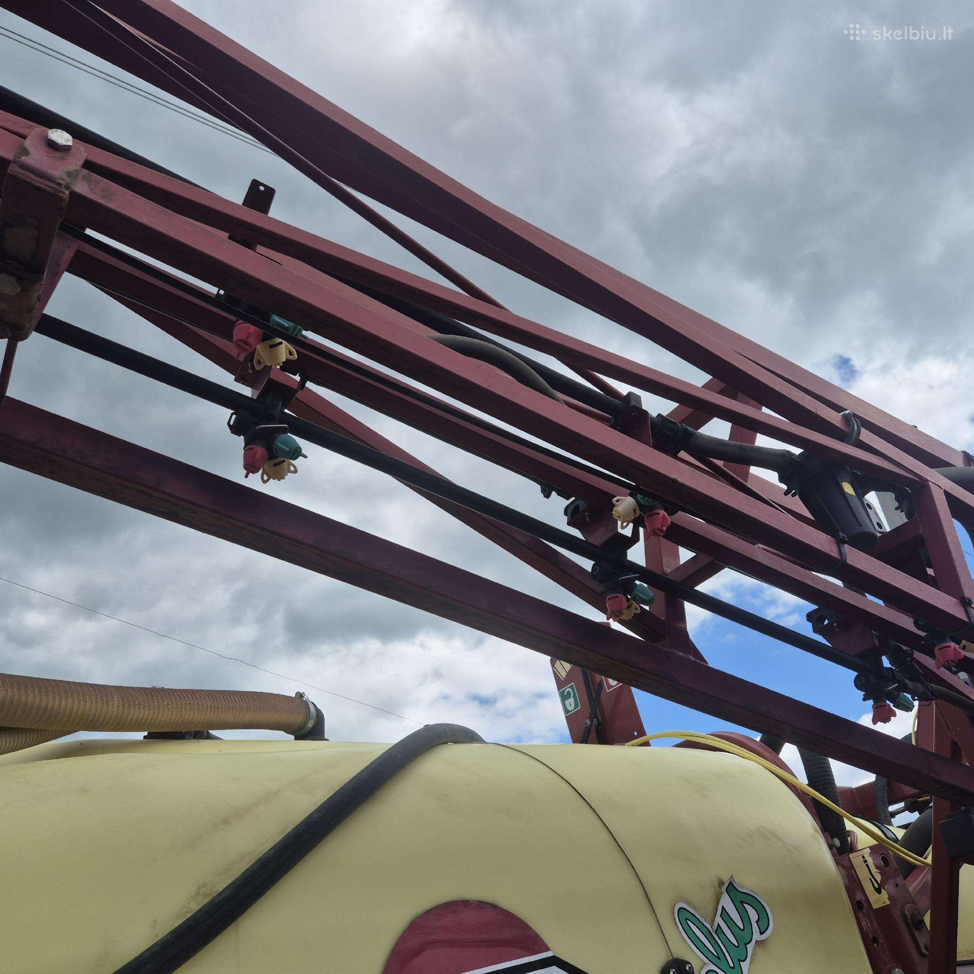 Hardi 4200, разбрызгиватели