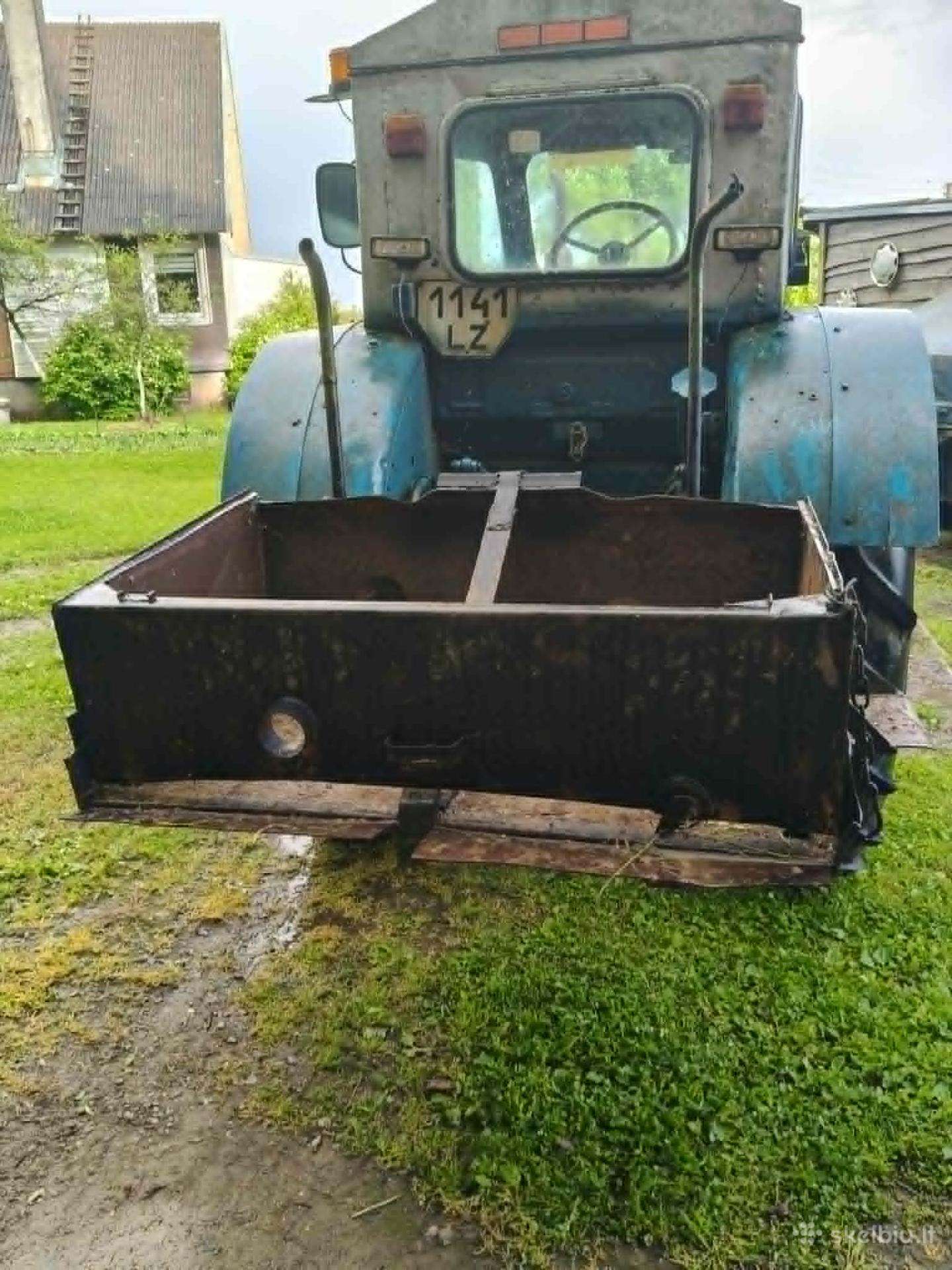 -Kita-, tractors