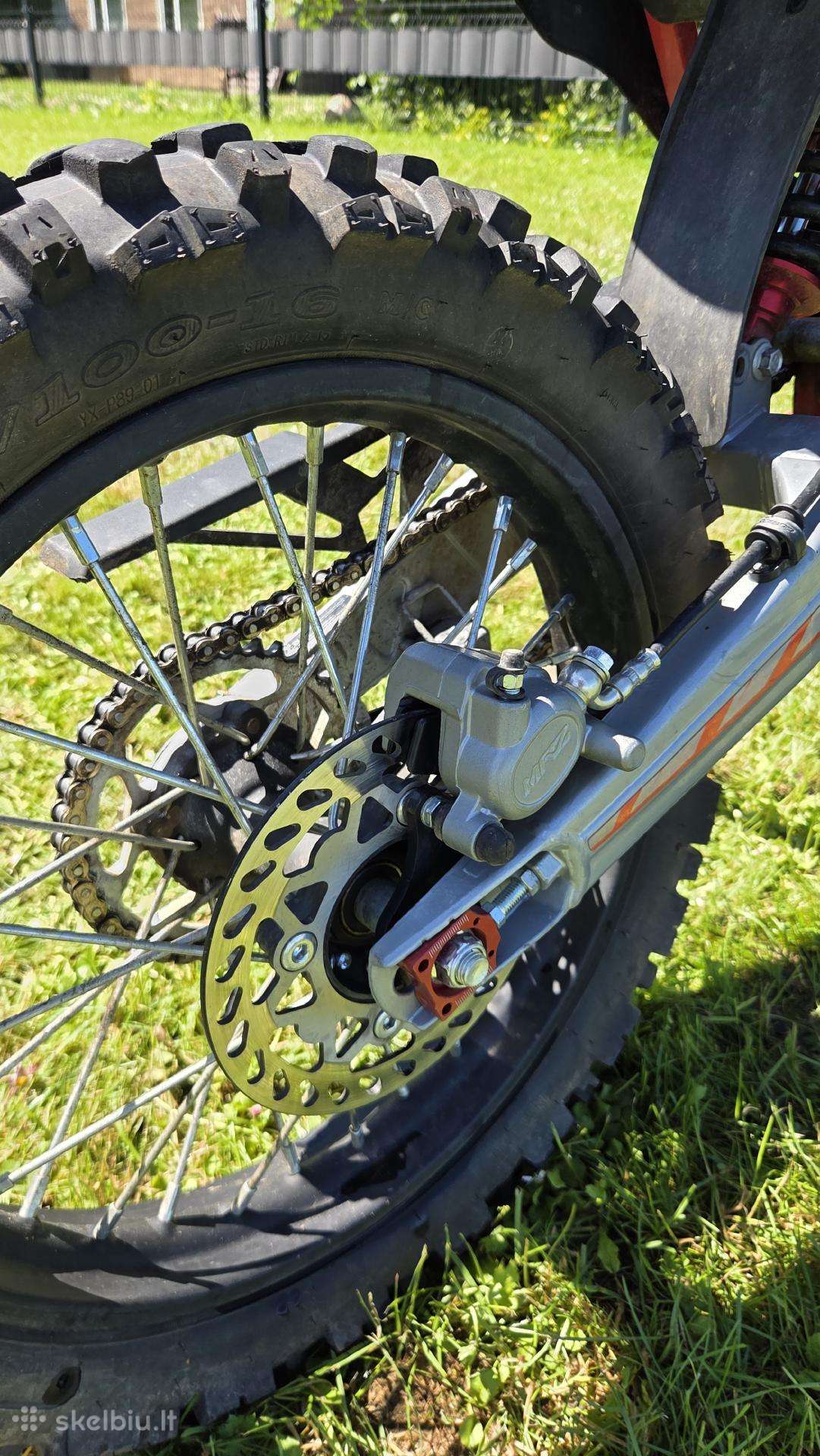 Asix XB-68 125cc, motocross