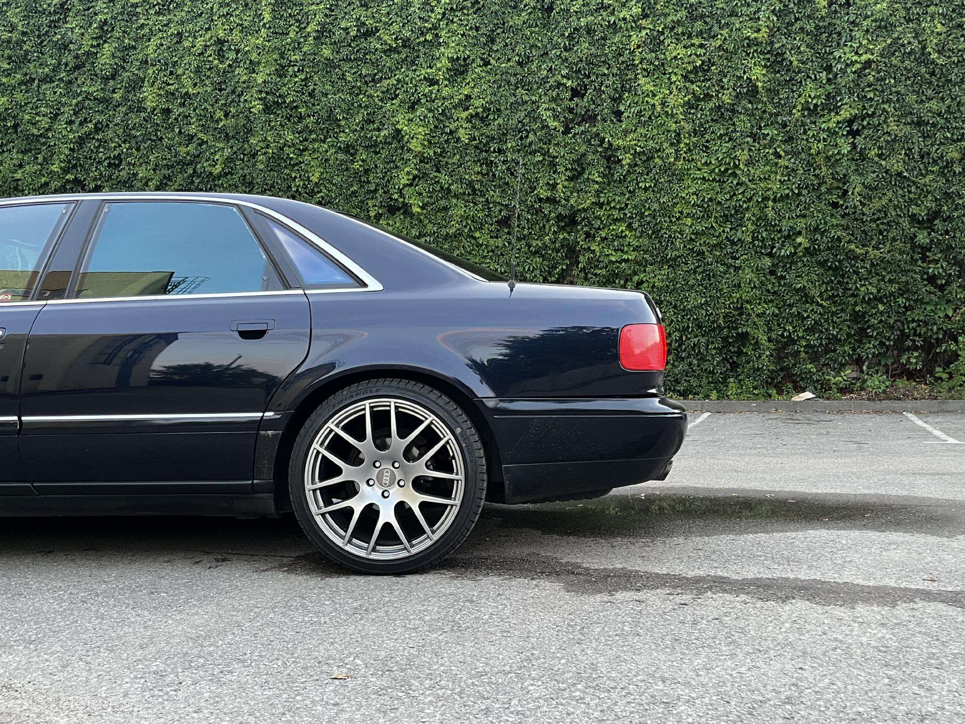 Audi S8, 4.2 l., Седан
