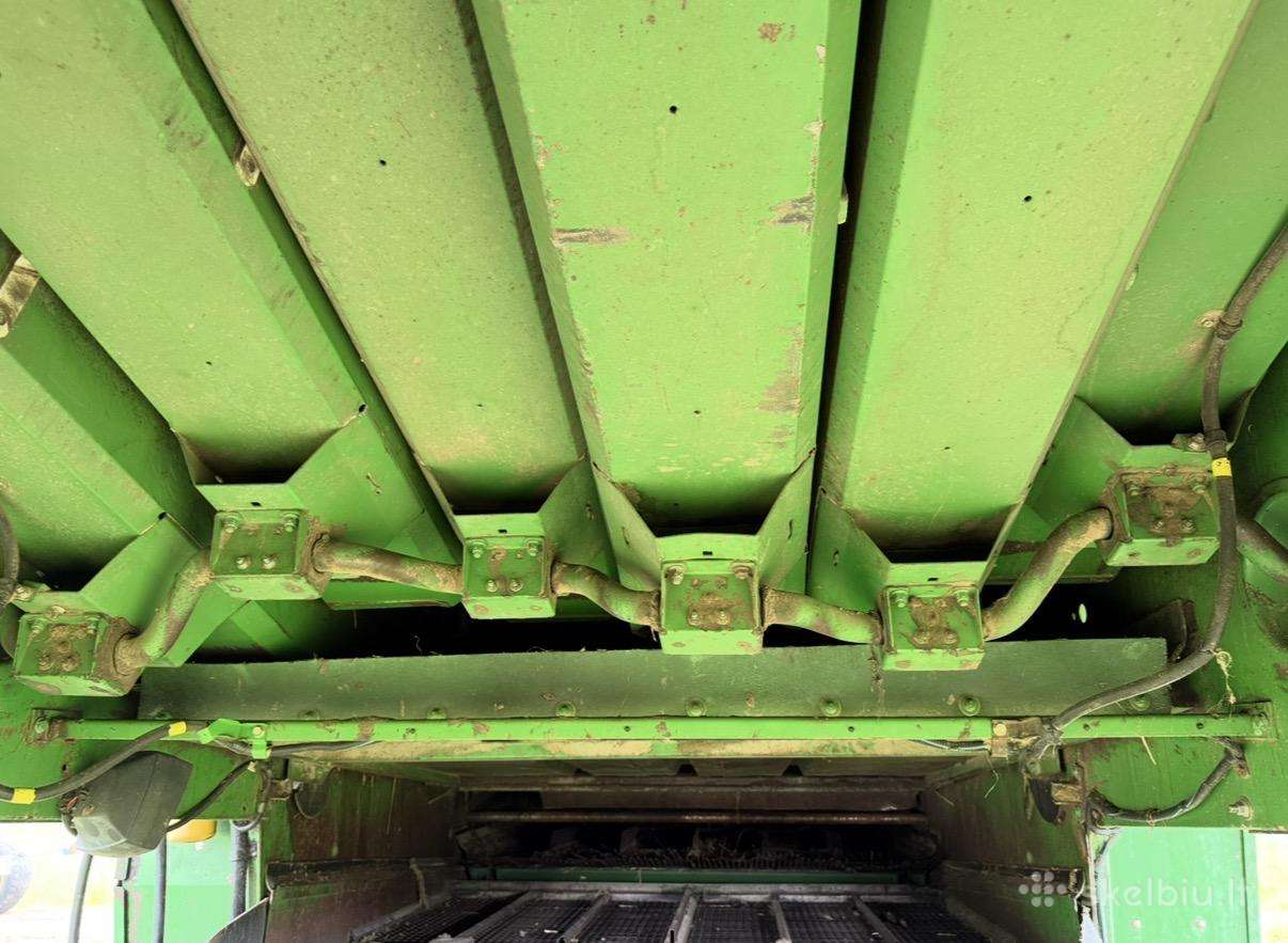 John Deere 9640, kombainai
