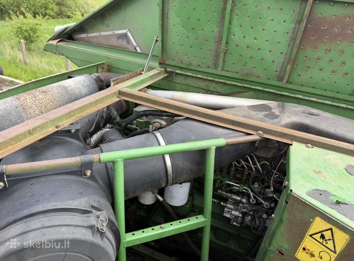 John Deere 9640, kombainai