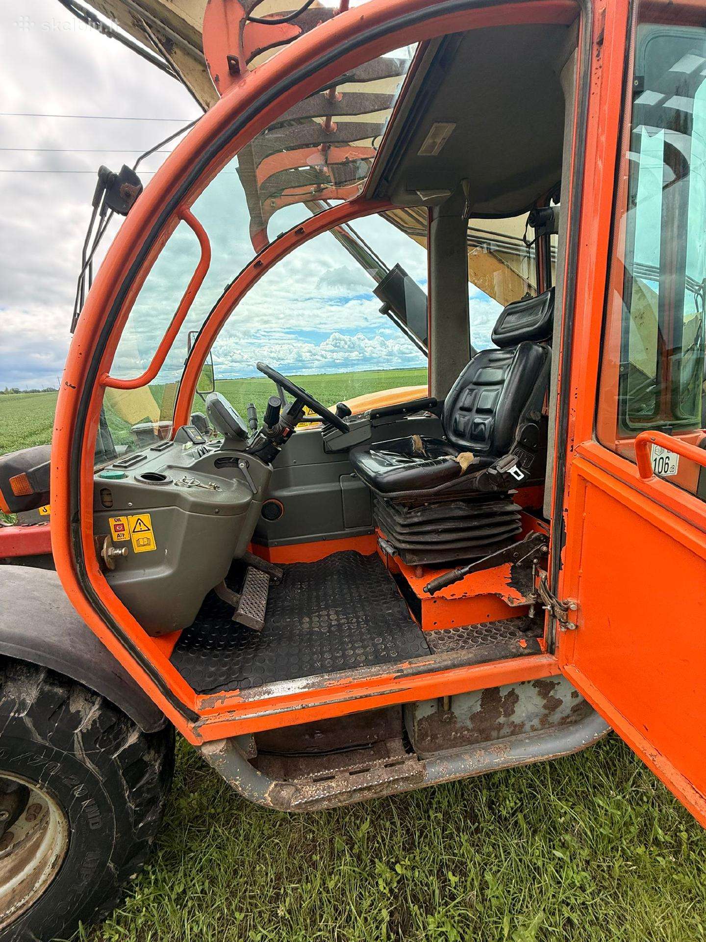 JLG 3509, самоходные погрузчики