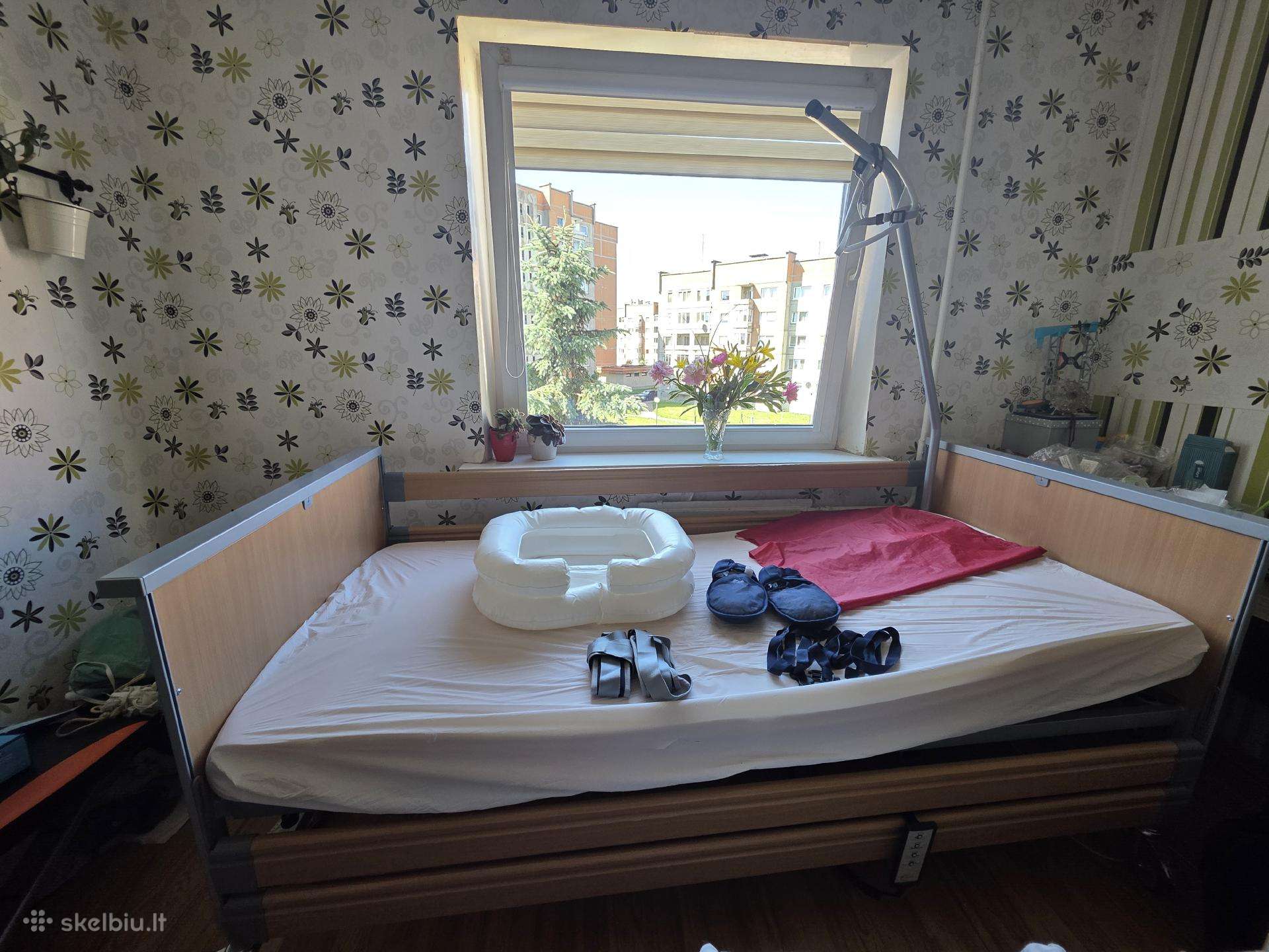 Funkcinė slaugos lova Elbur Pb325