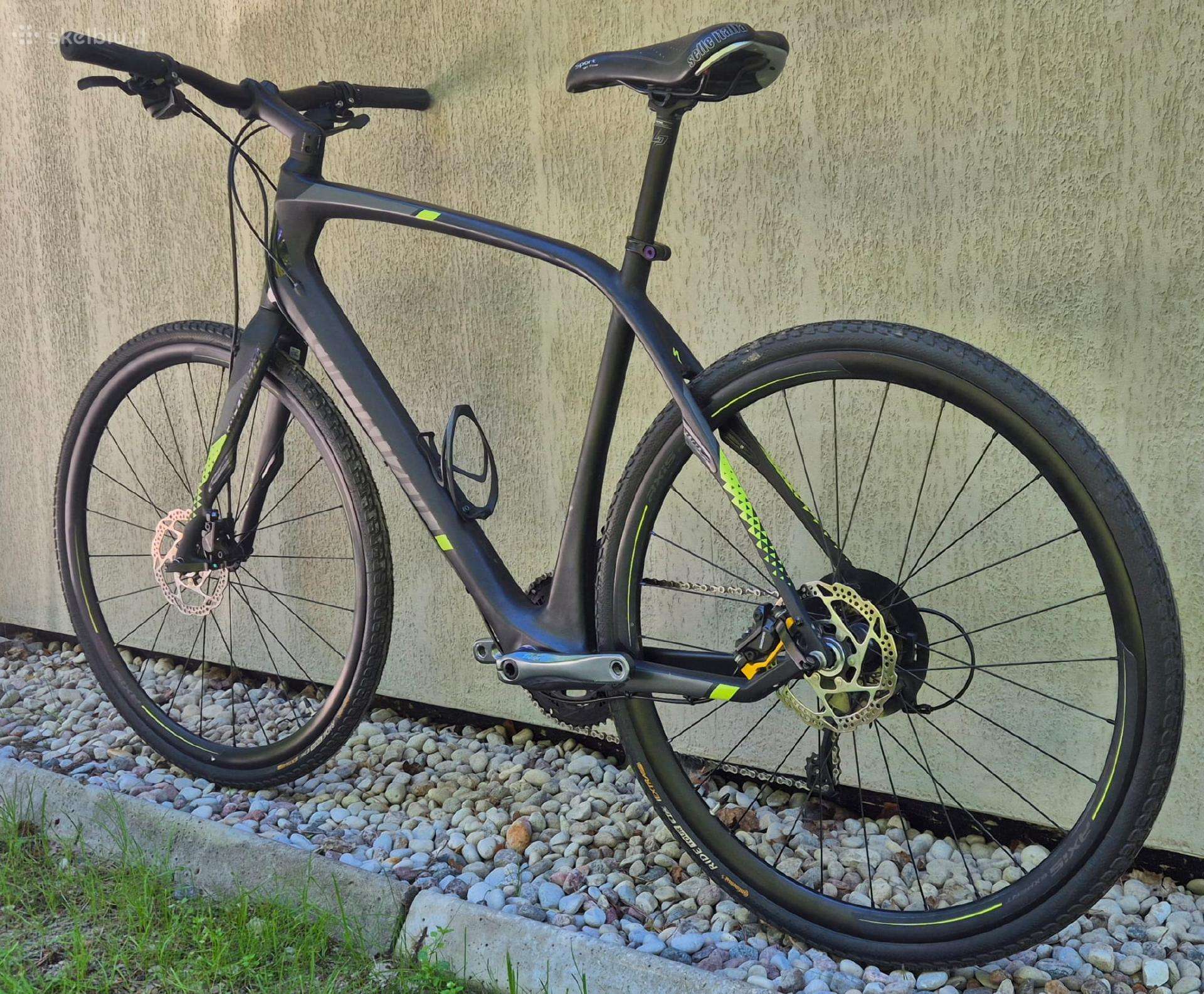 Hybrid bike Specialized 29″