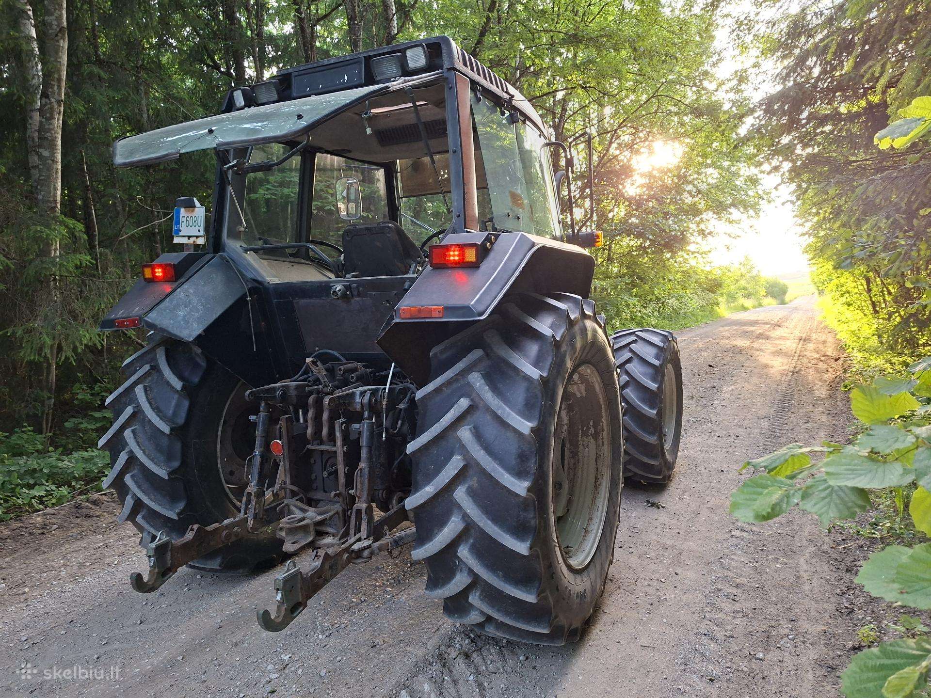 Valtra 6400, traktori
