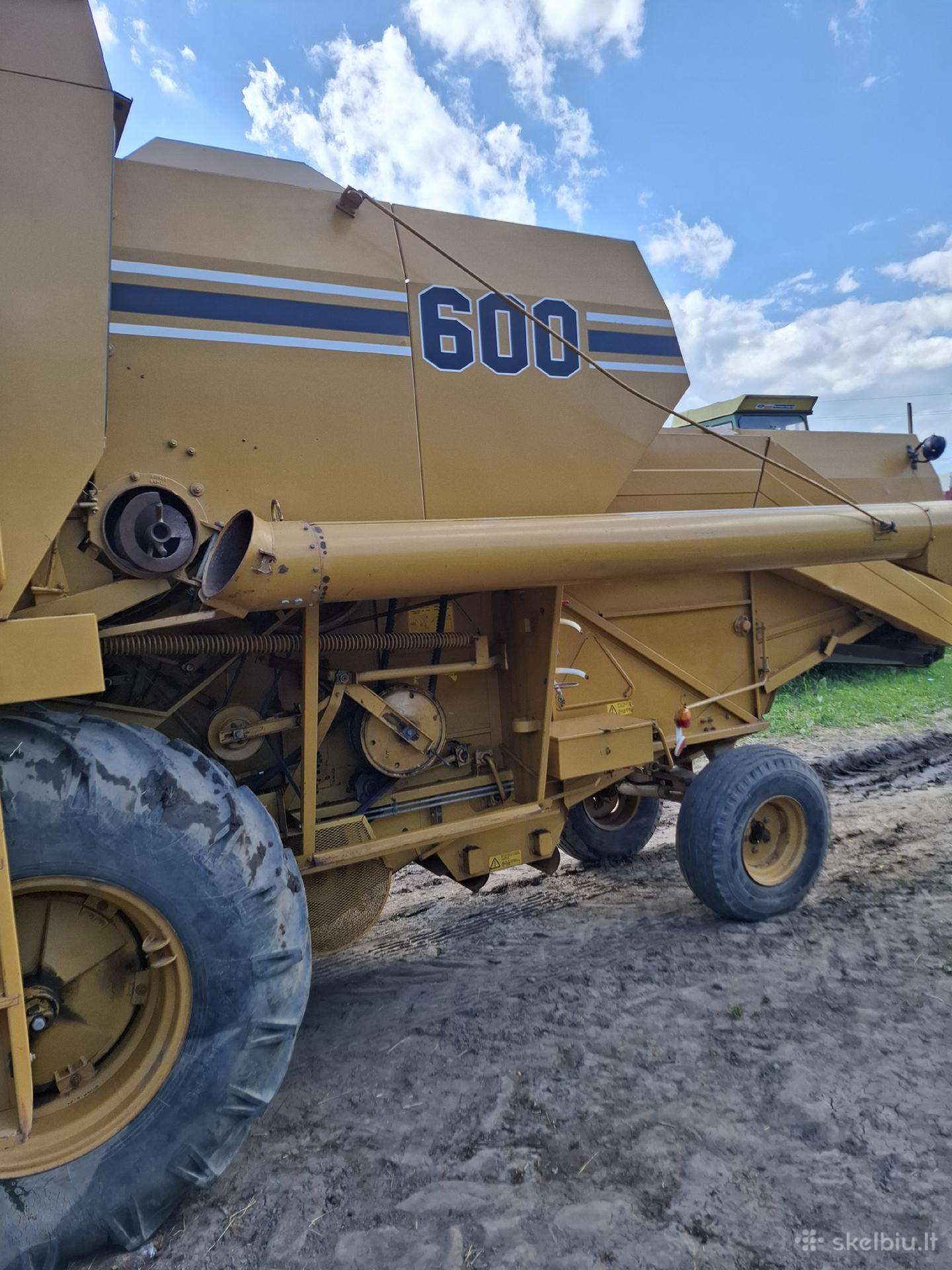 Sampo 600, kombainai