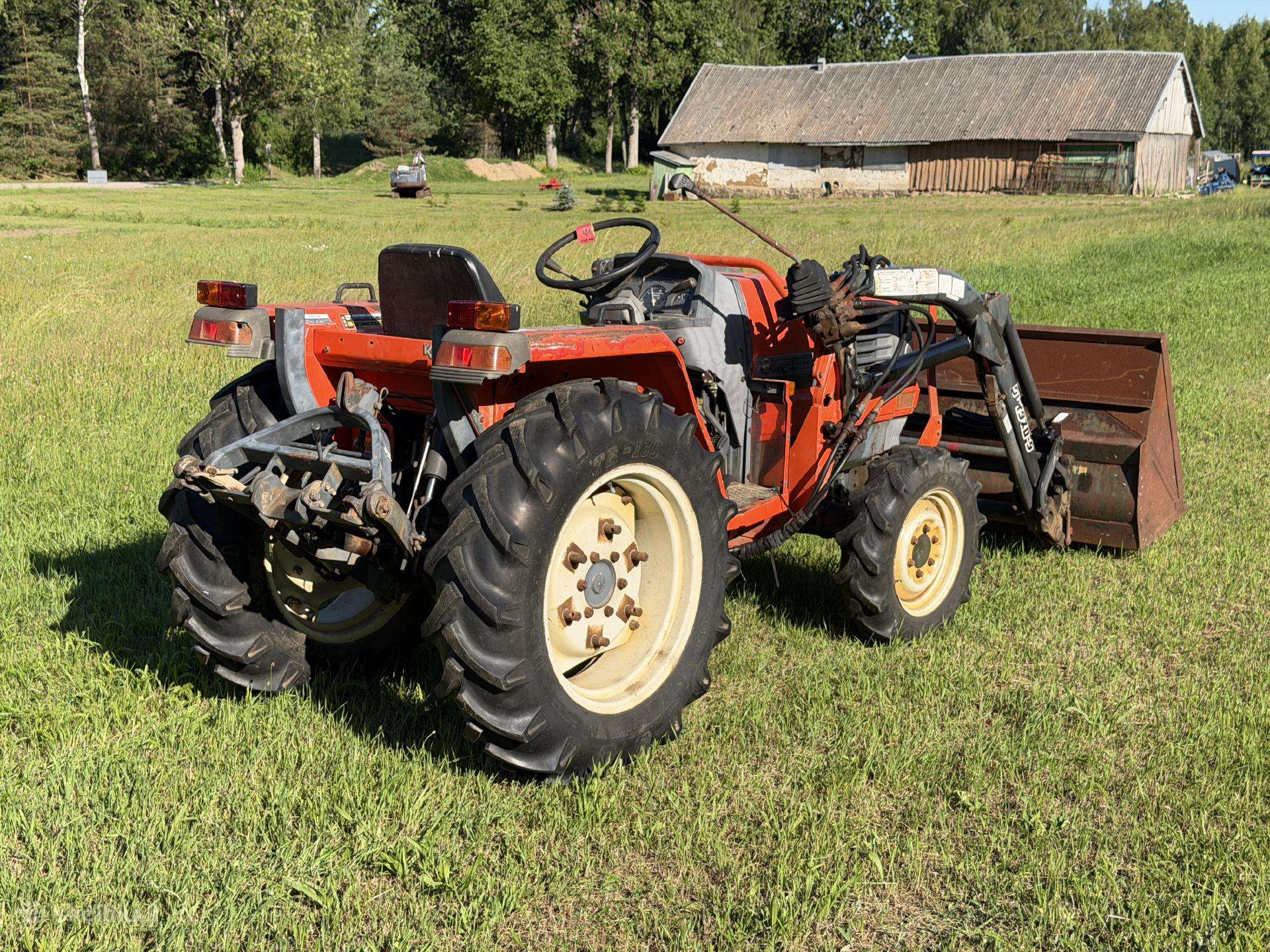 Kubota GL260D, тракторы