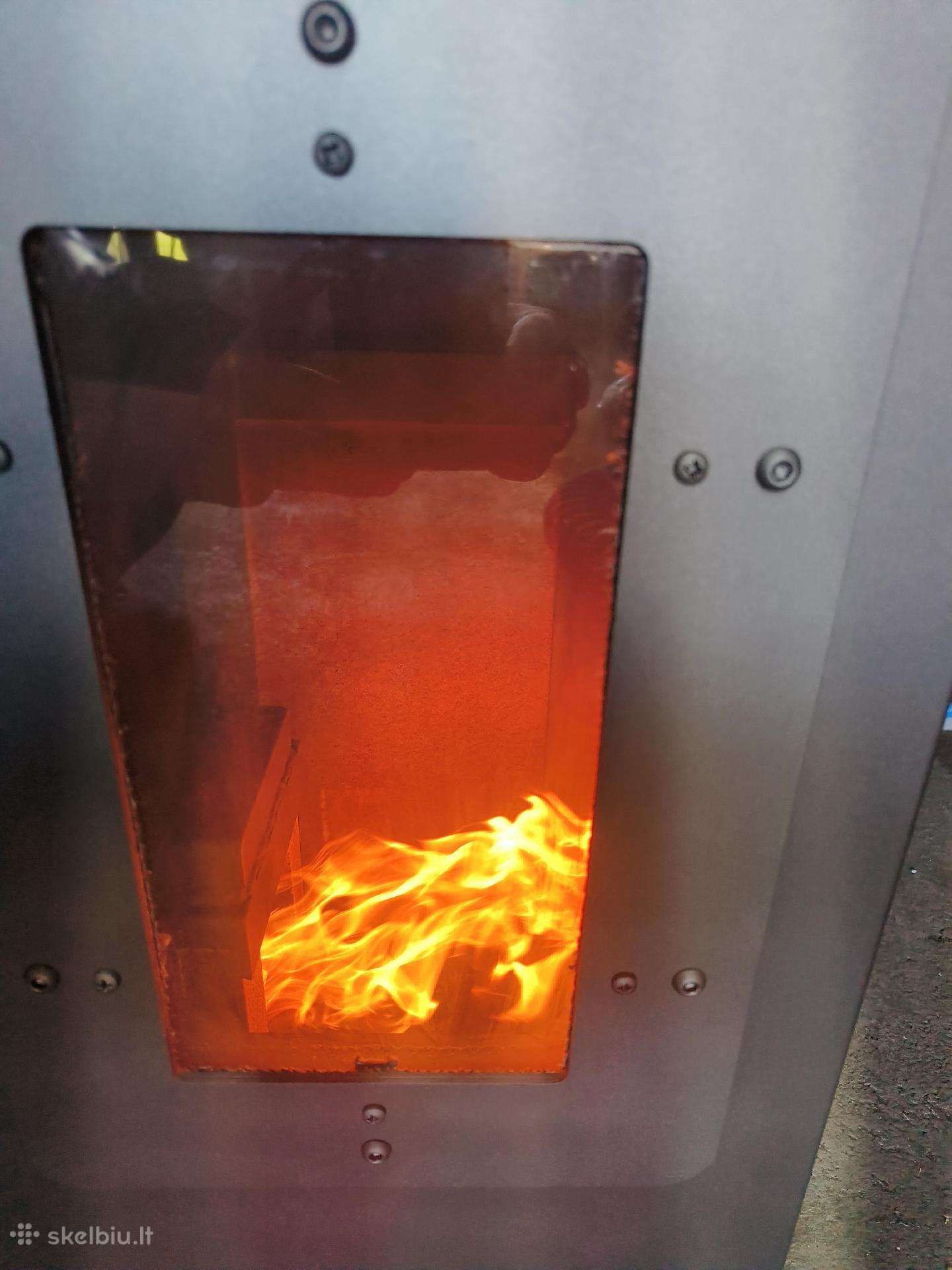 Granulinė universali krosnelė 8 kw be elektros