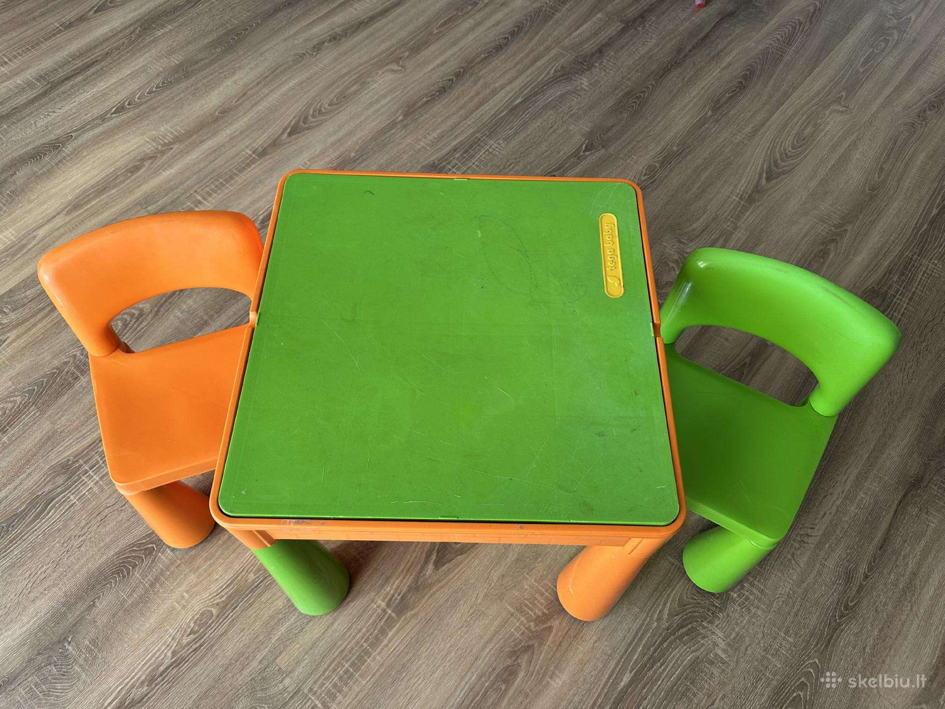 Lego stalas