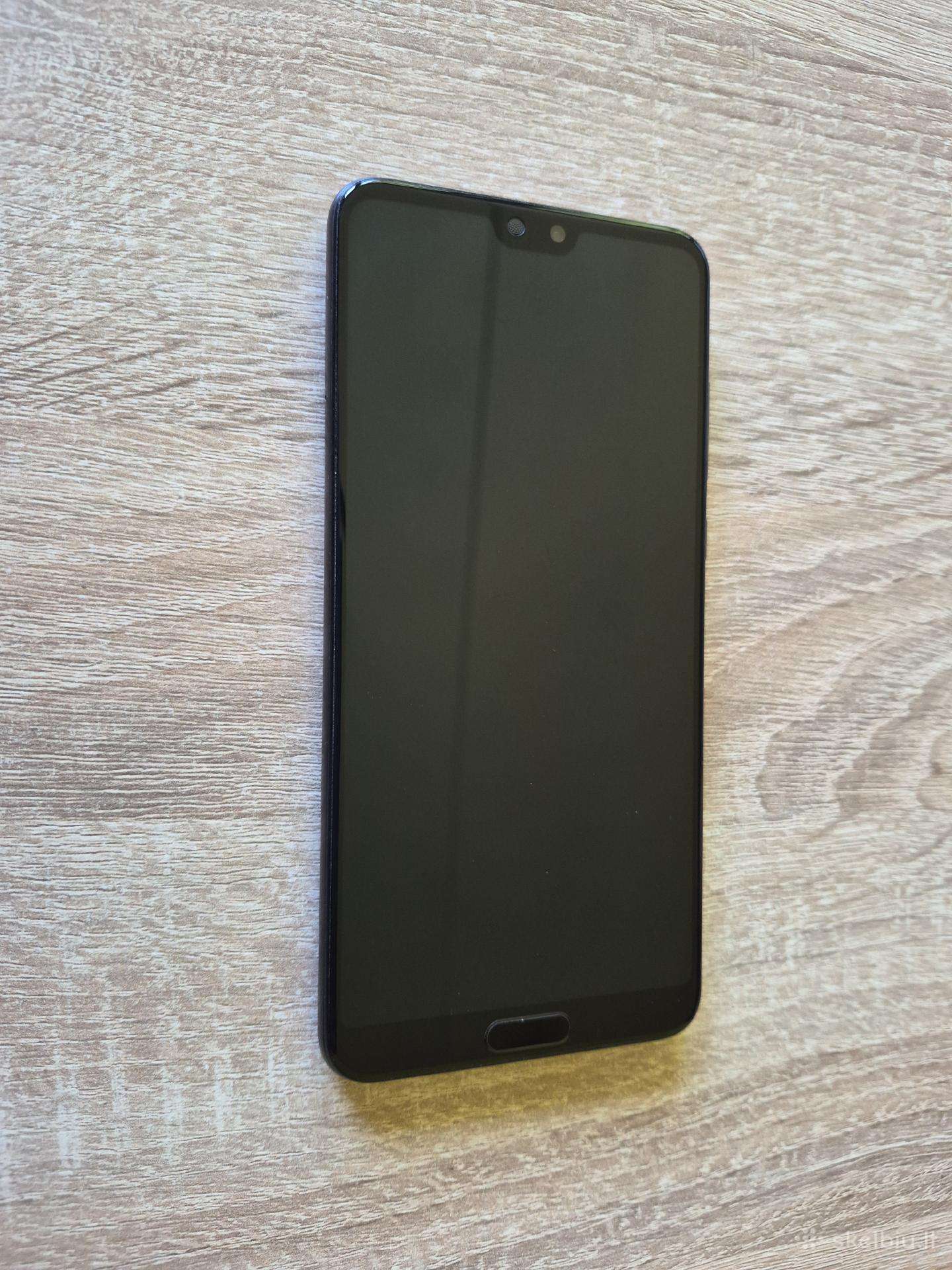 Parduodamas Huawei P20 Pro telefonas