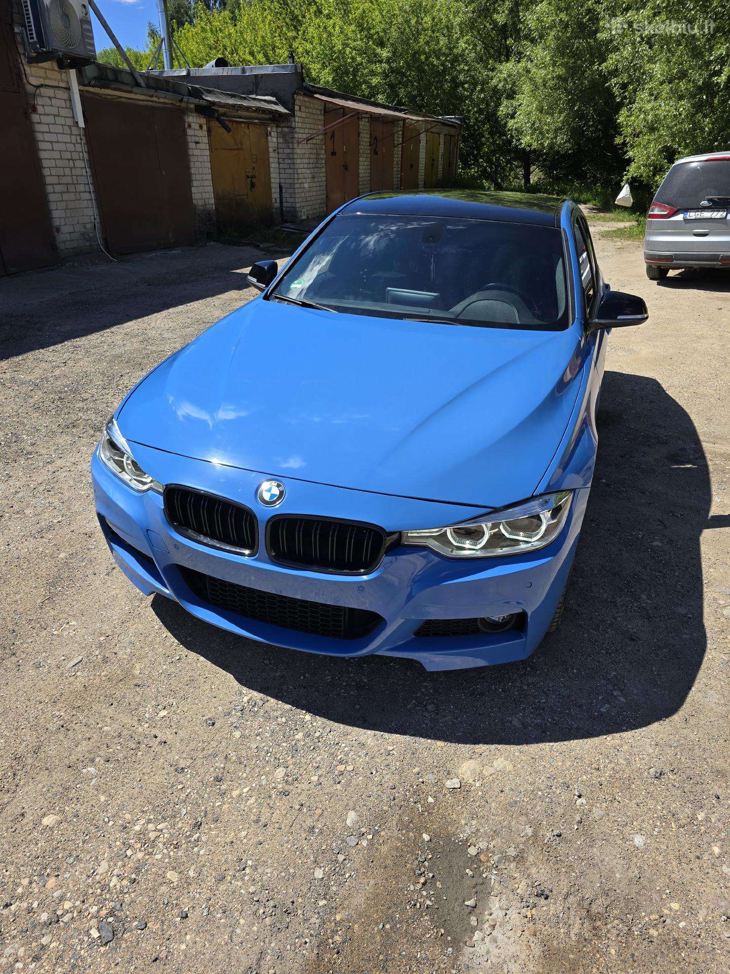 Automobilų apklijavimas plėvele