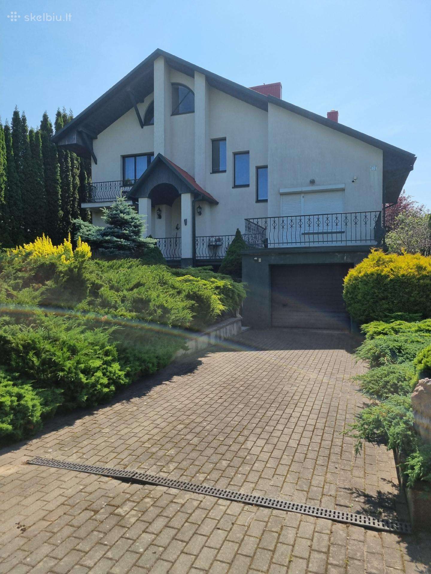 Utenos centre gamtos apsuptyje gyvenamas namas