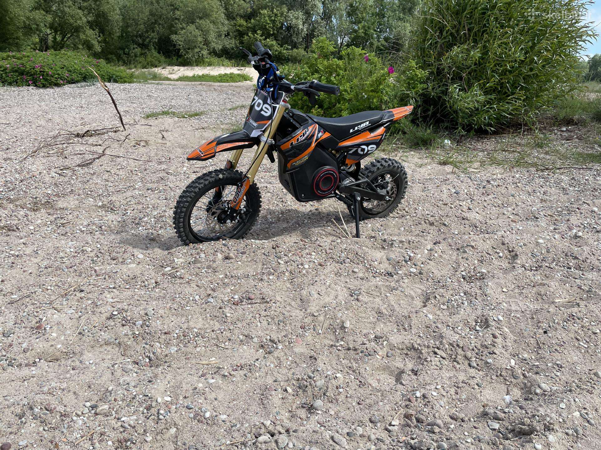 LIYA 705, minibikes