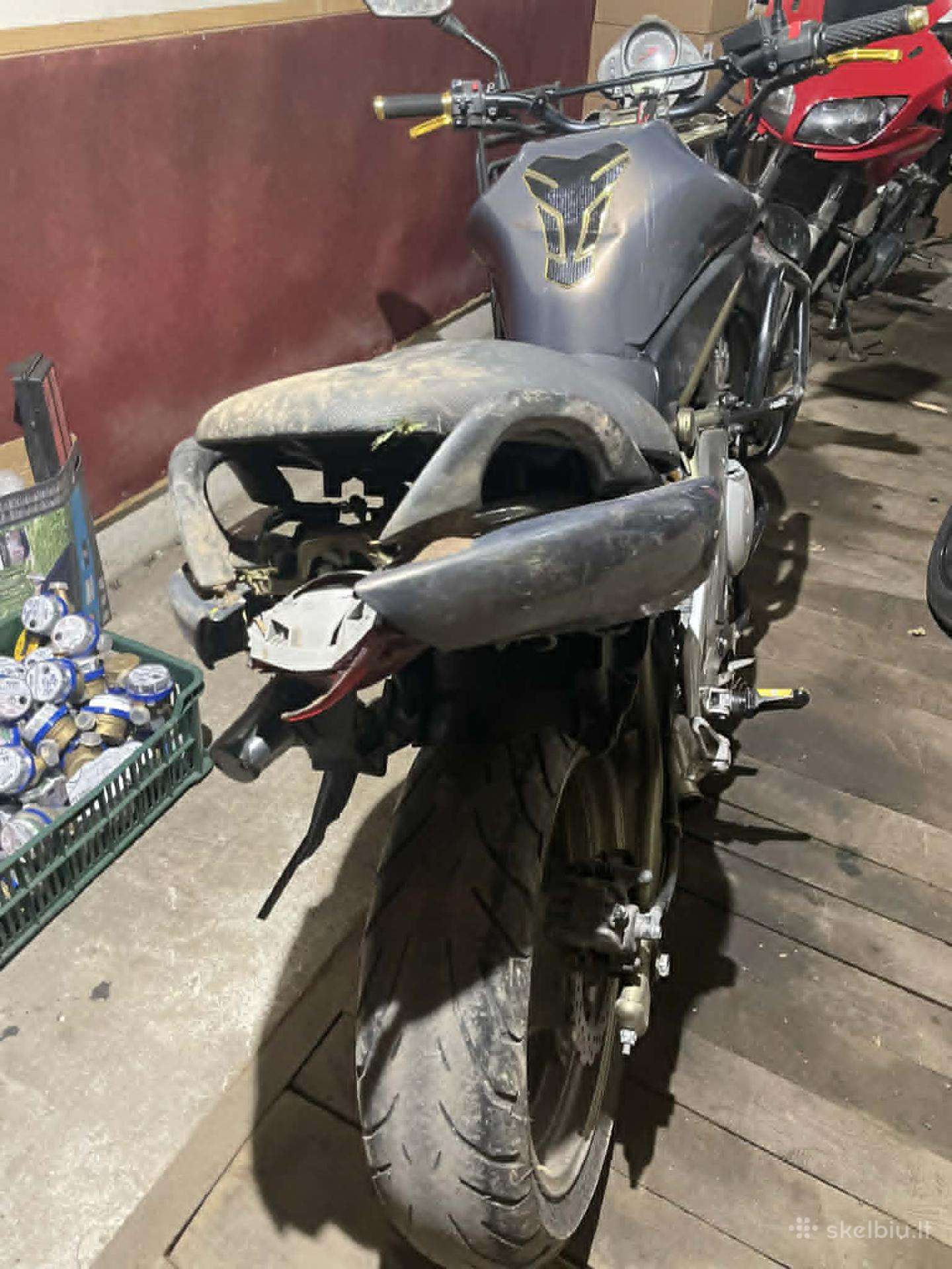 Kawasaki ER 649cc, street / classic