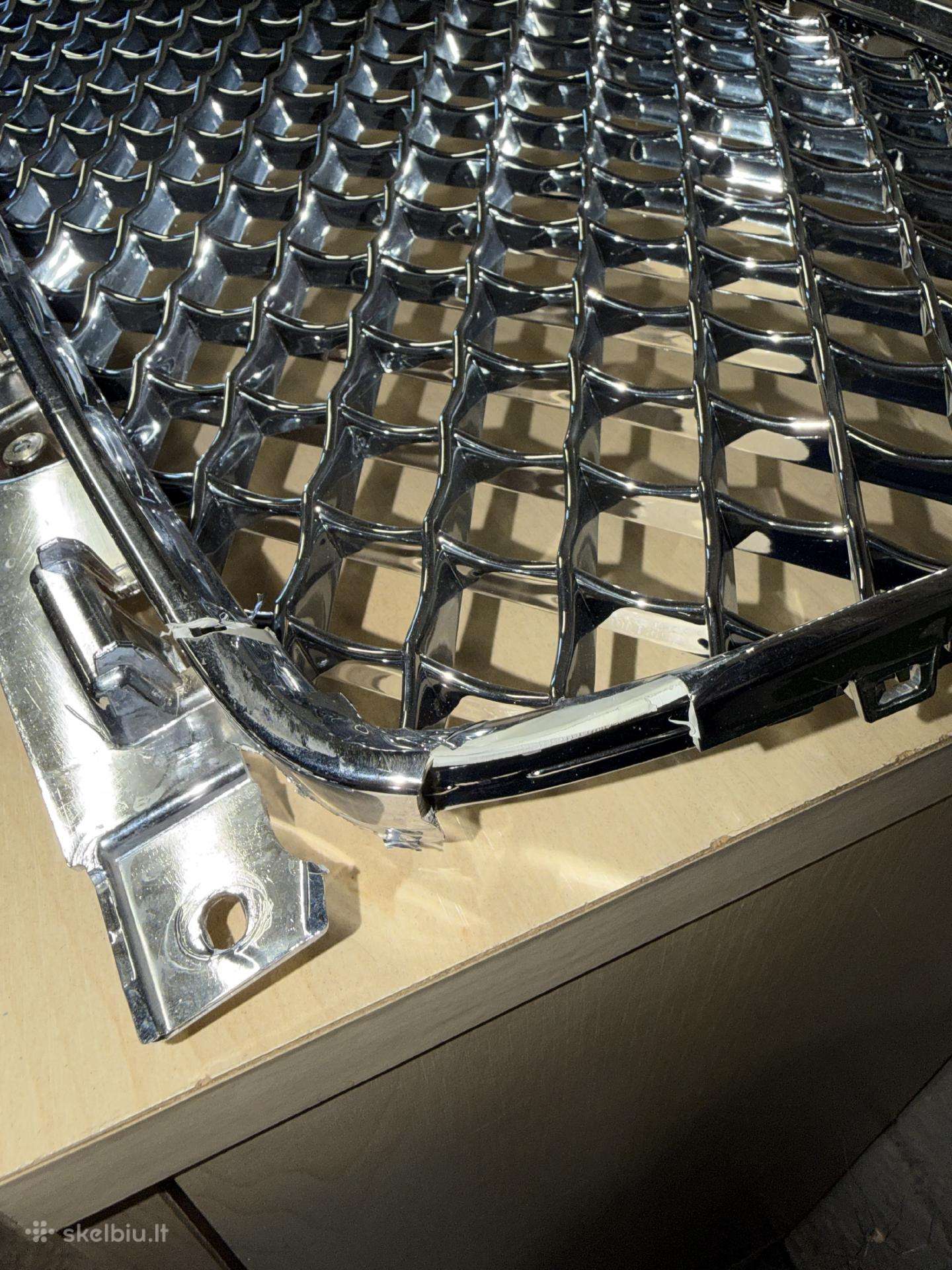 Bentley Continental GT lights, front grill