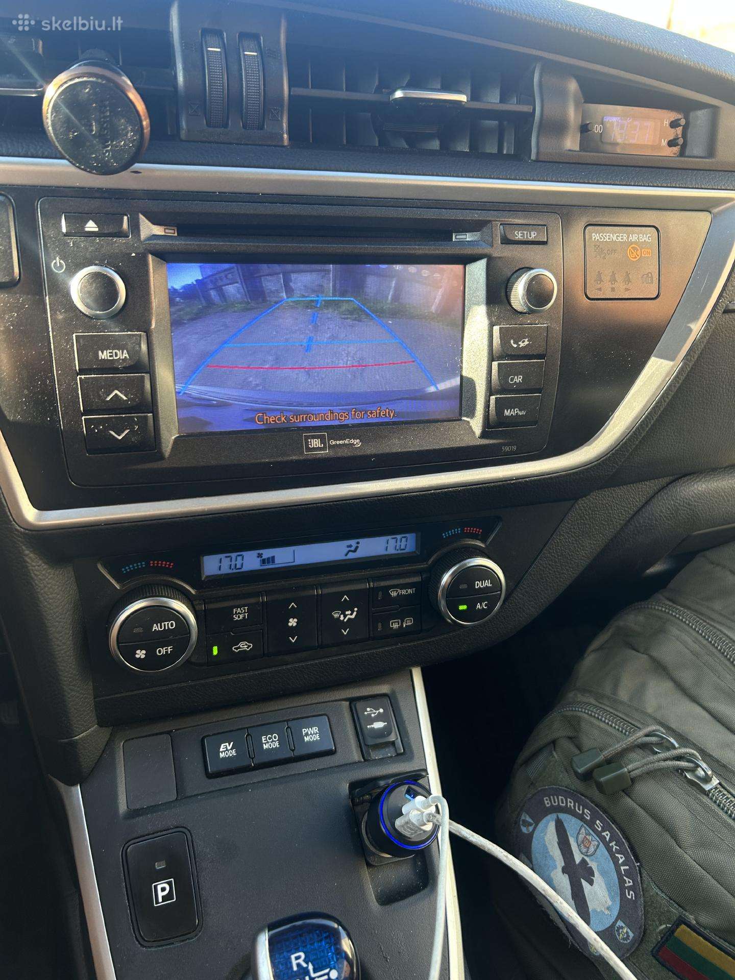 Toyota Prius, Минивэн