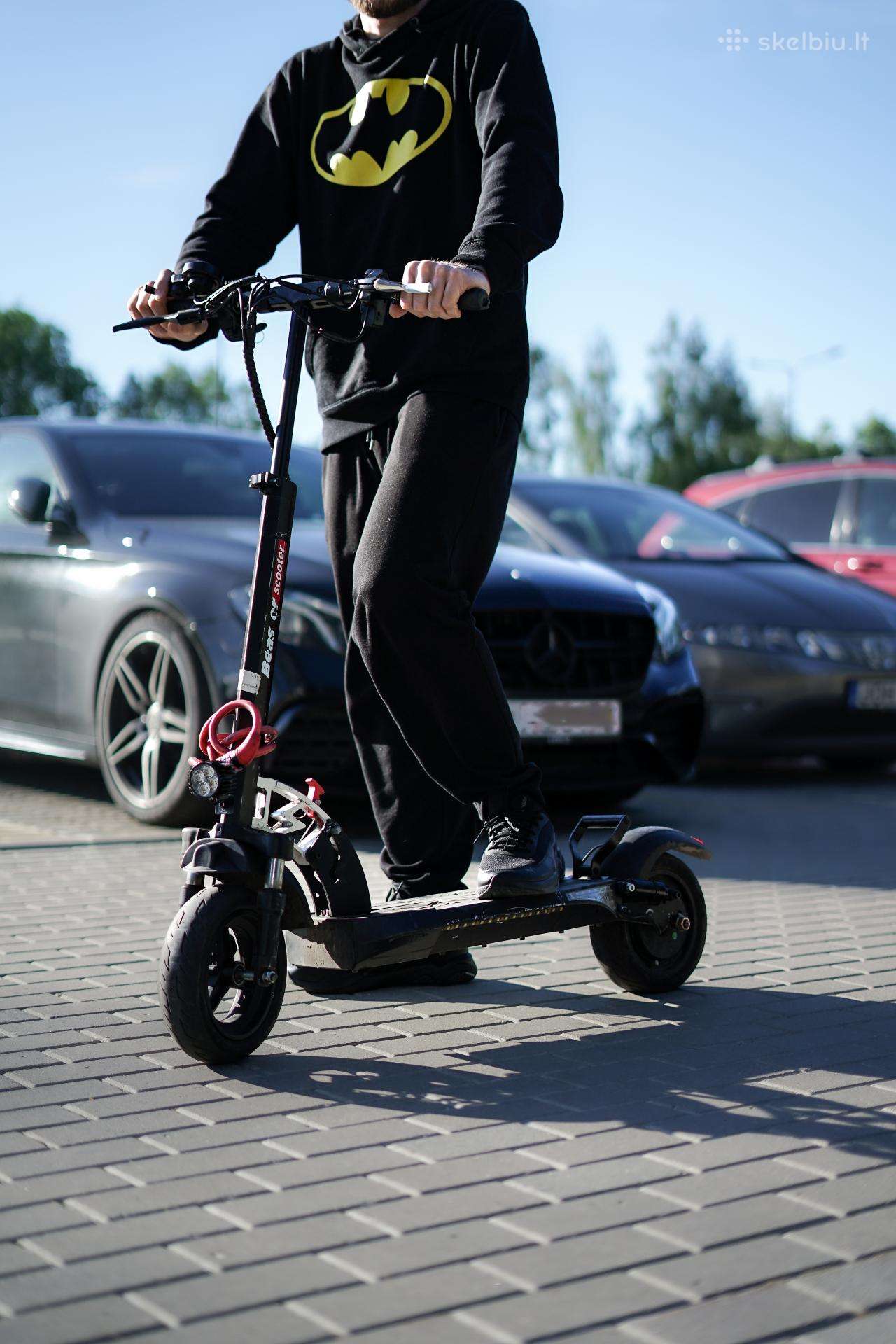 Электрический самокат Beaster Scooter