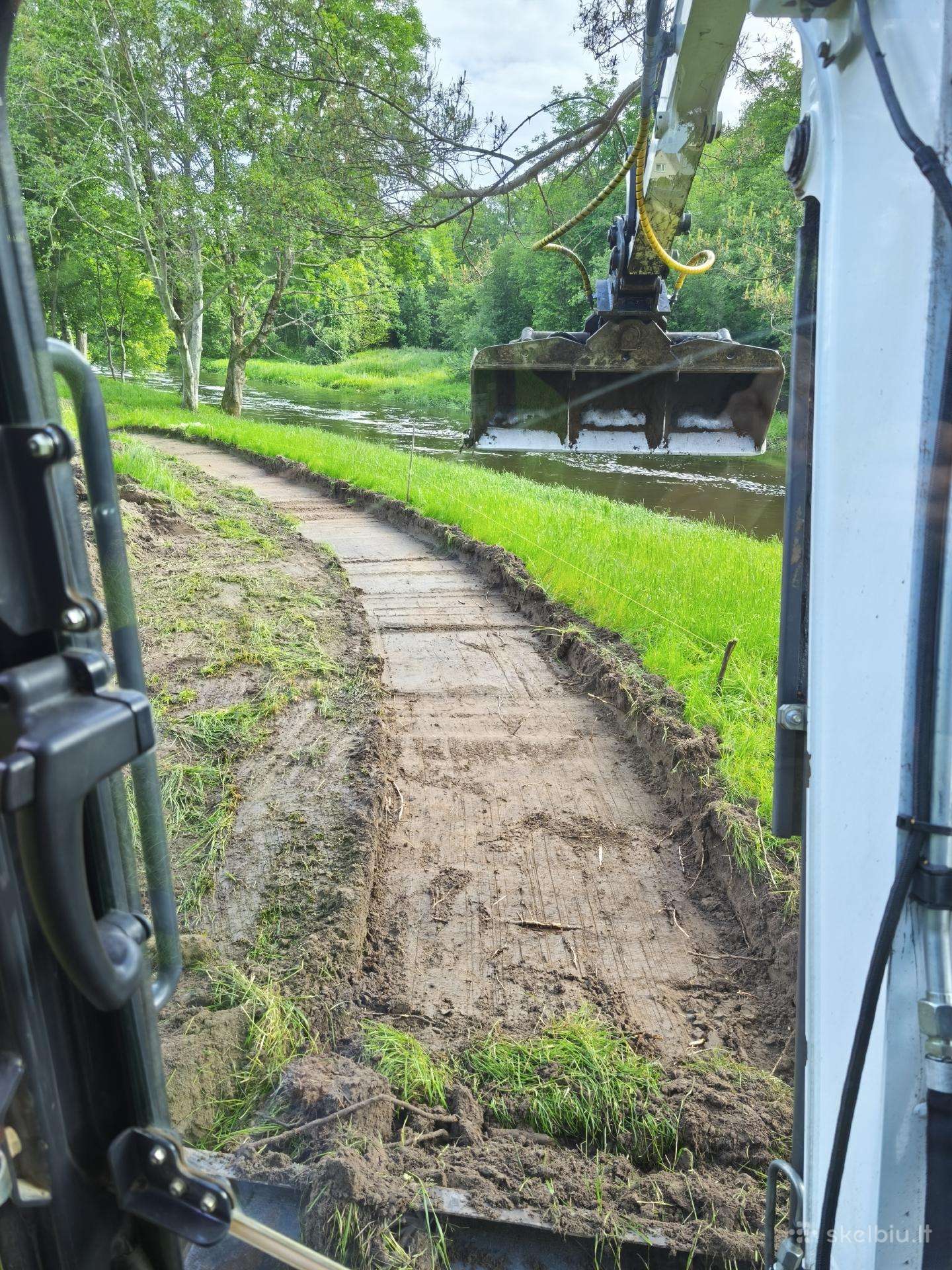 Bobcat E45, statybos transporto nuoma