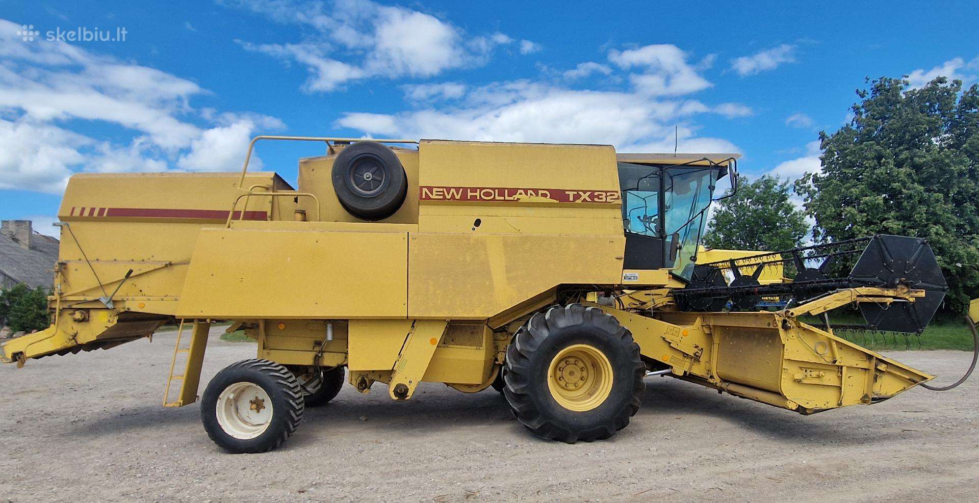 New Holland 32, combine harvesters