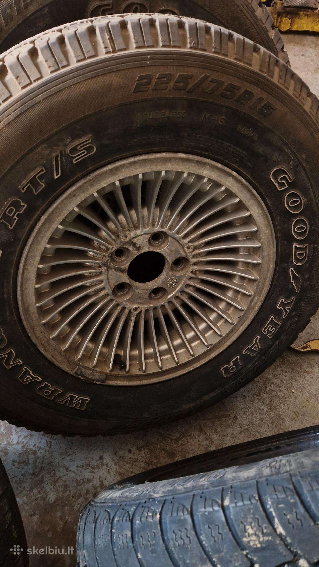Goodyear, всесезонные 225/75 R15