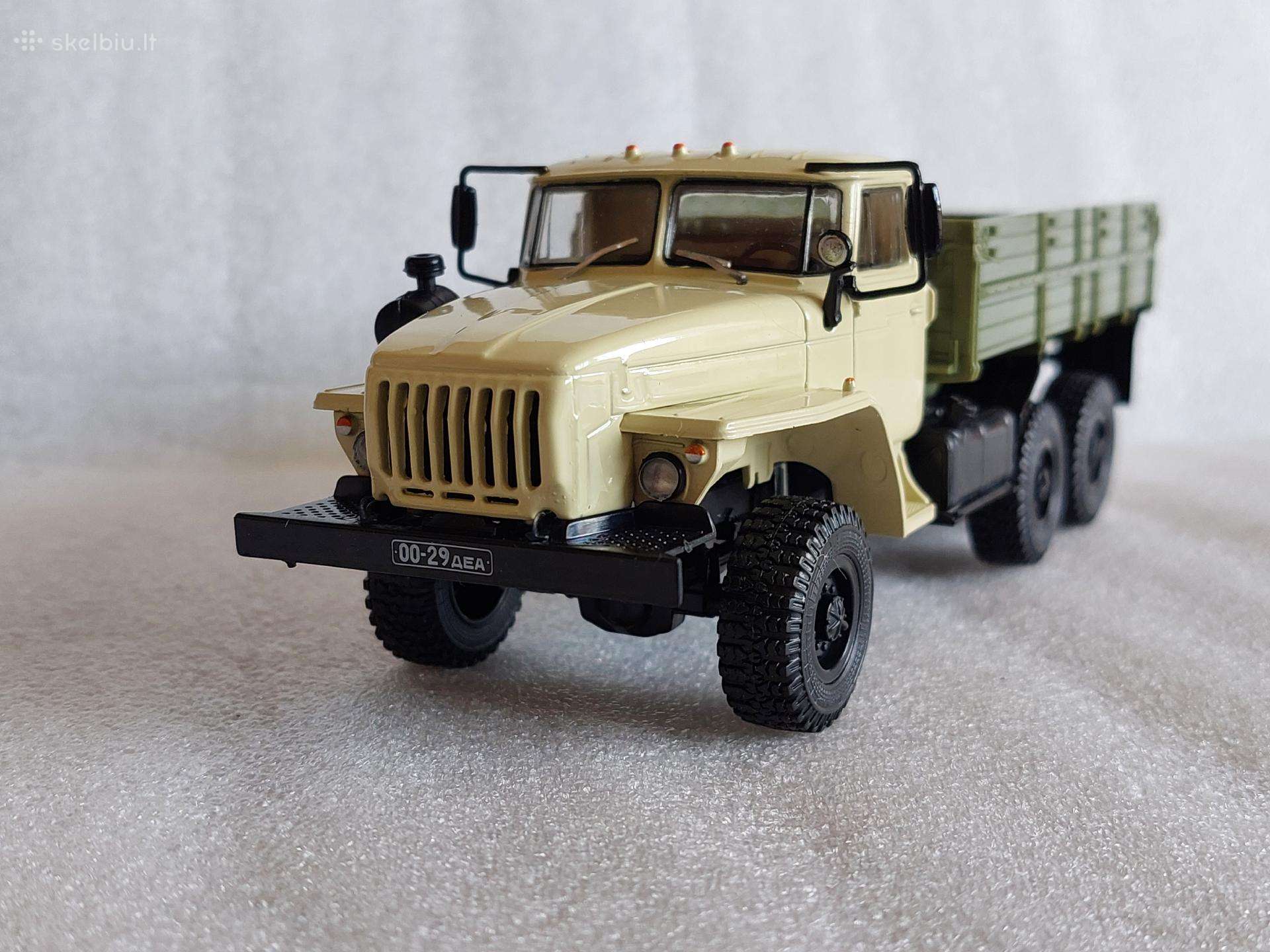 Ural-43202