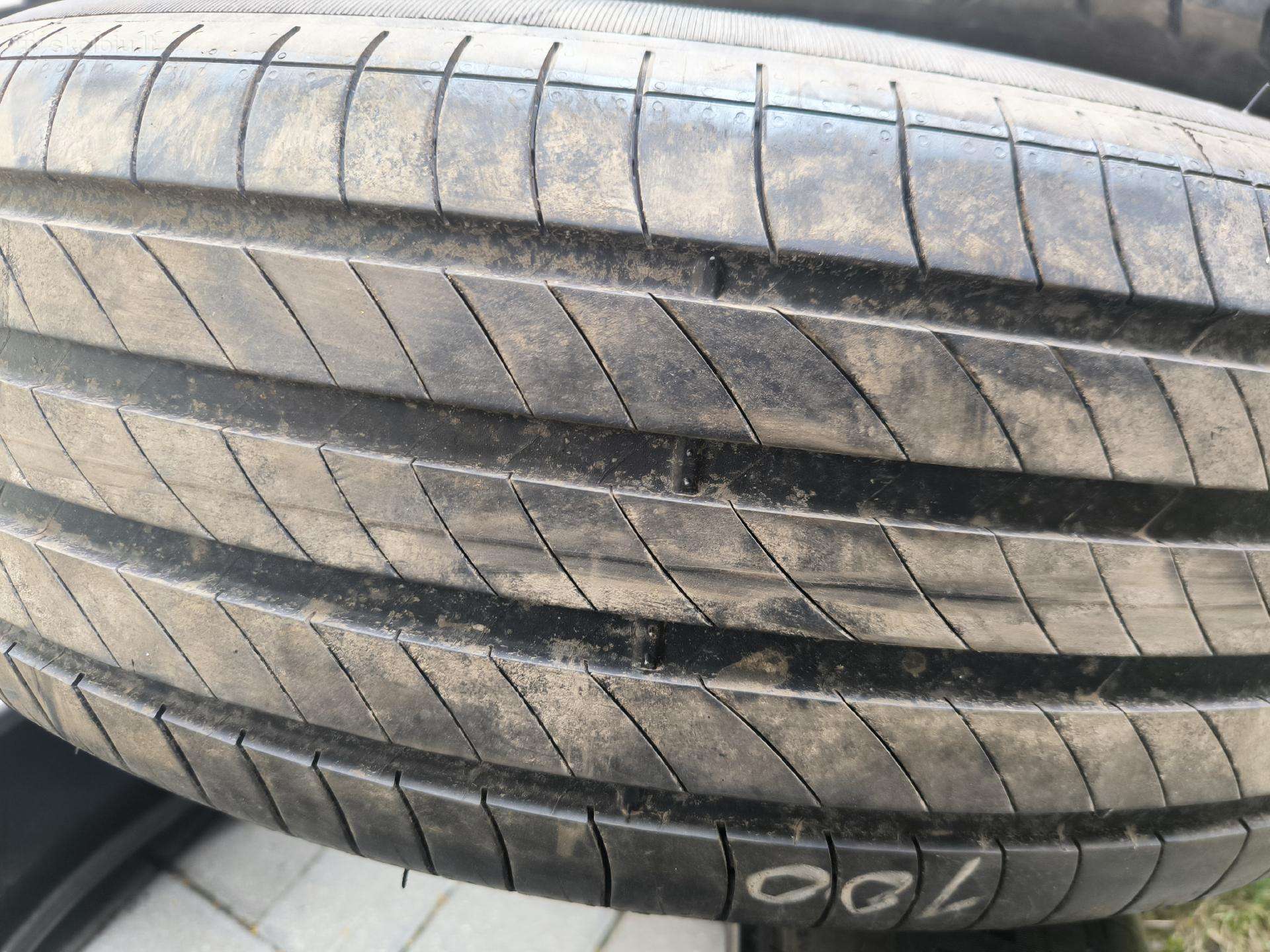 Michelin, summer 215/65 R17