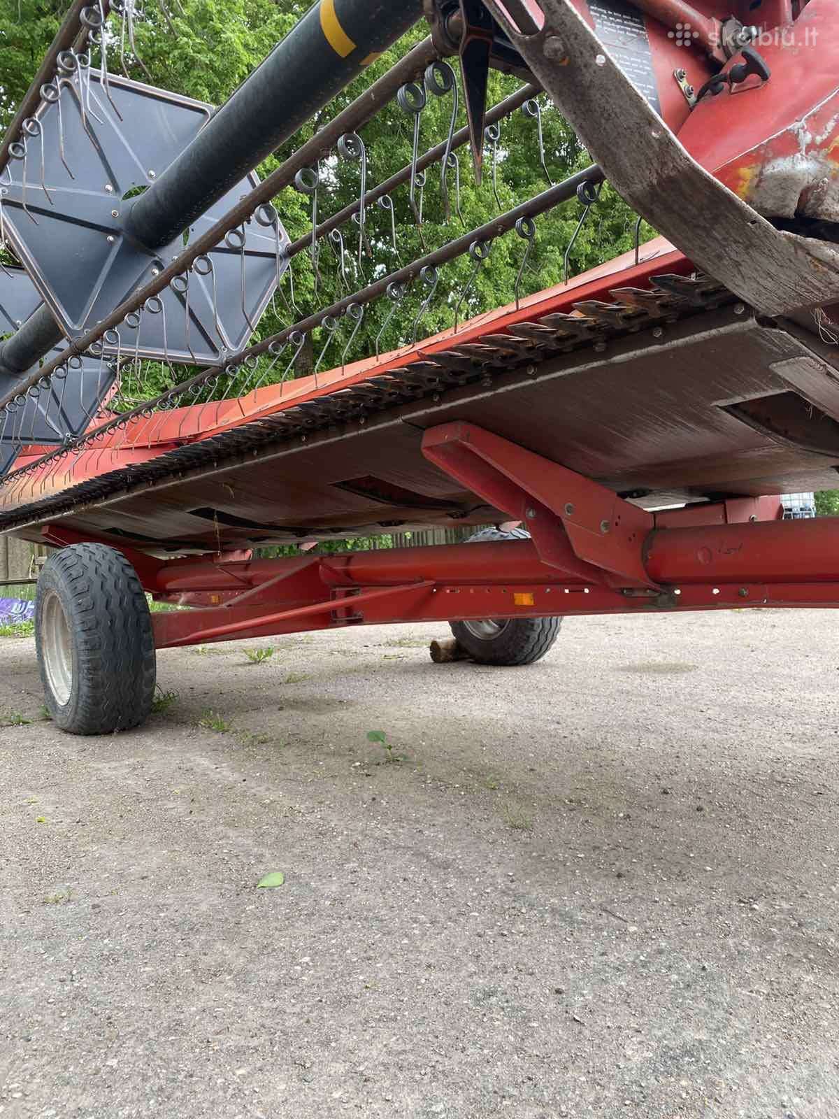 Massey Ferguson 40, combine harvesters
