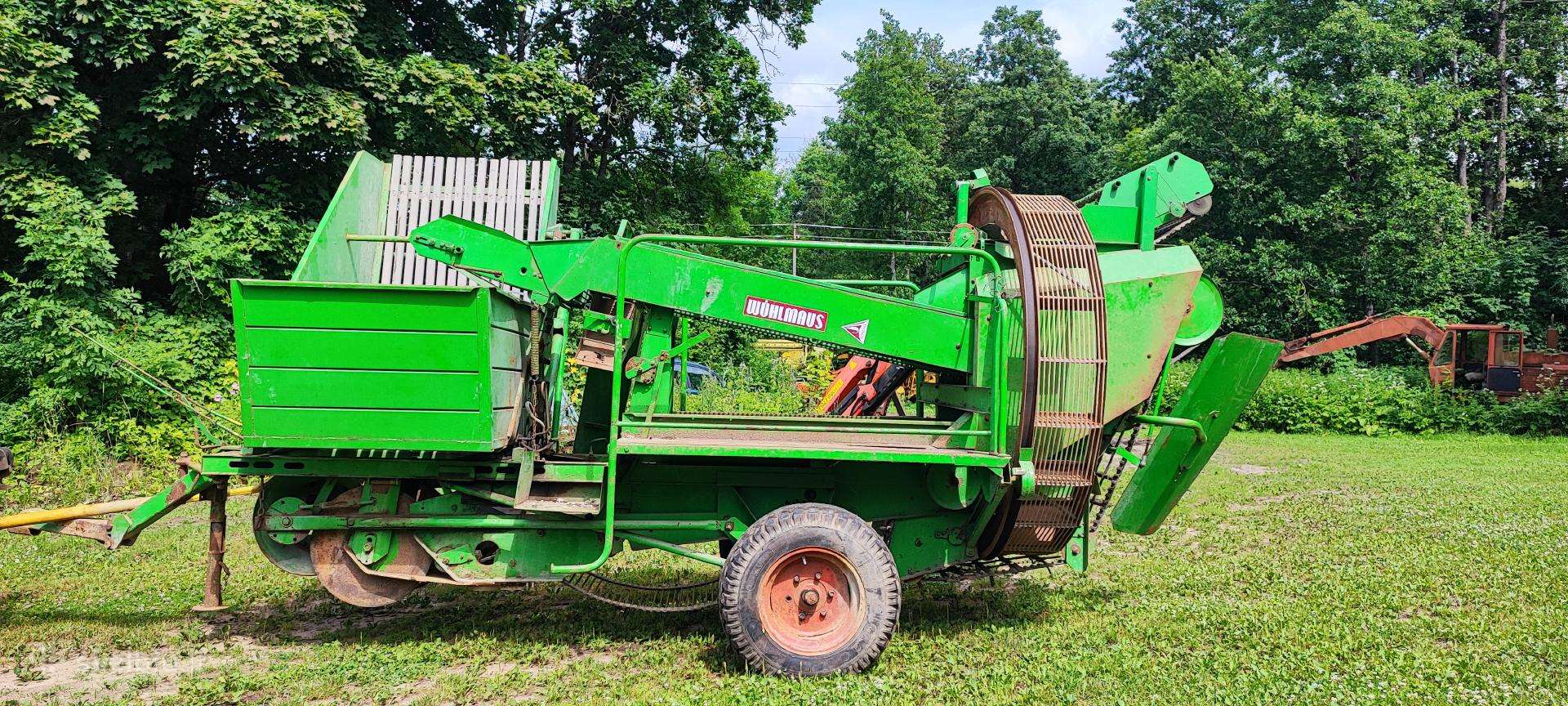 -Kita-, combine harvesters