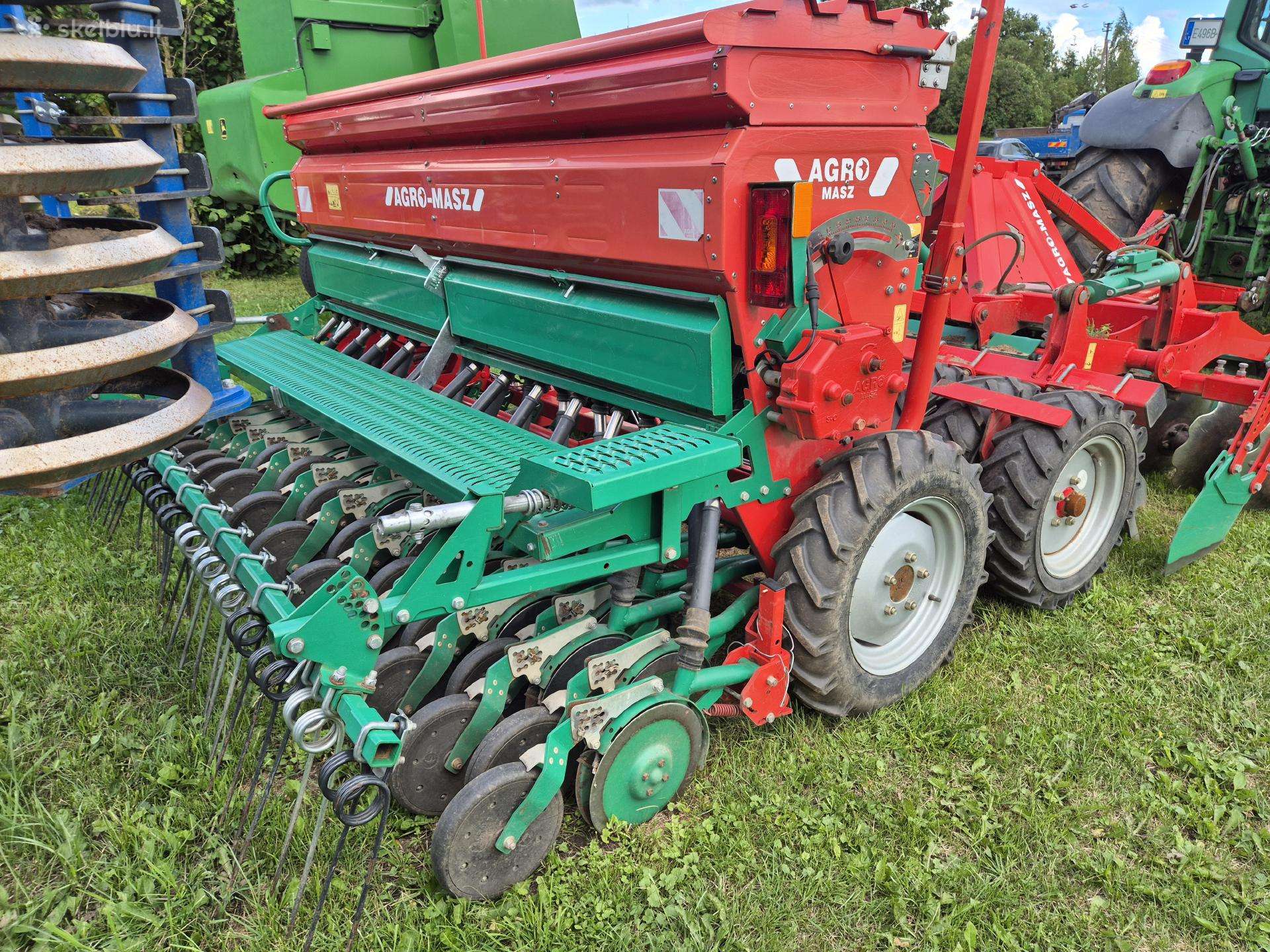 AGRO-MASZ 300, seeders, planters
