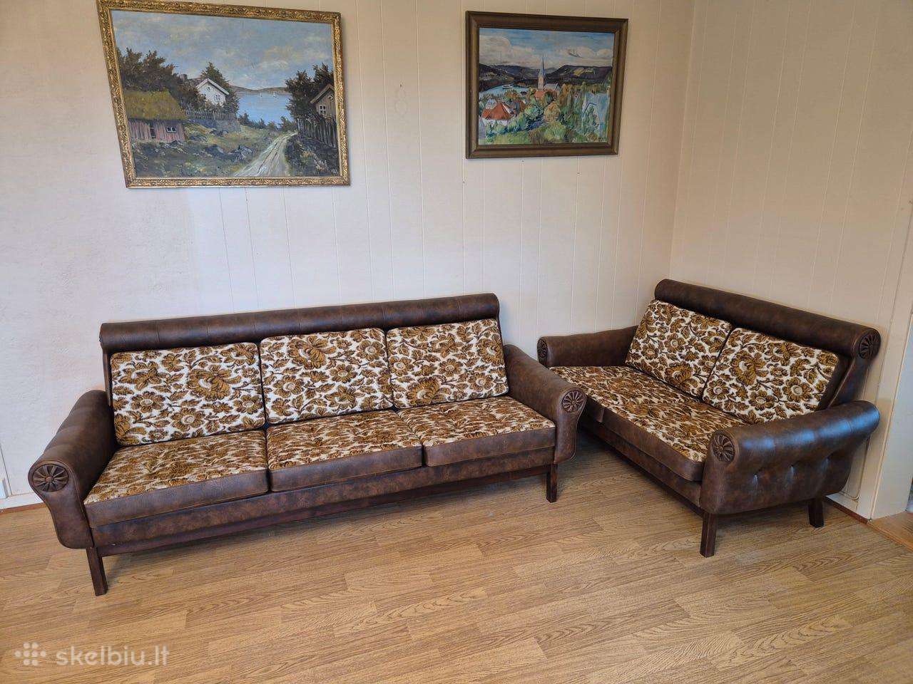 Retro stiliaus minkštų baldų komplektas 3+2