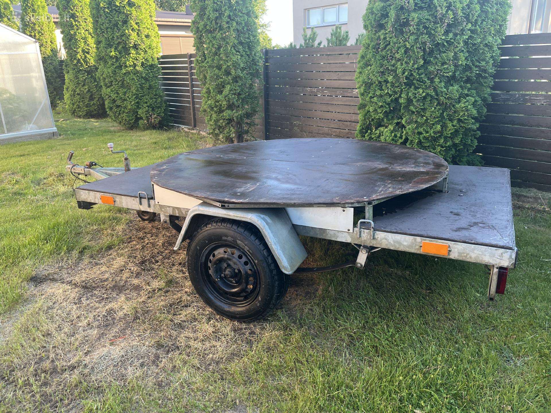 -Kita-, passenger car trailers