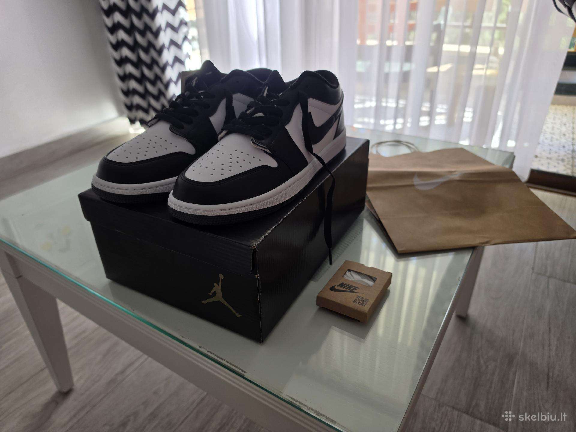 Nike batai