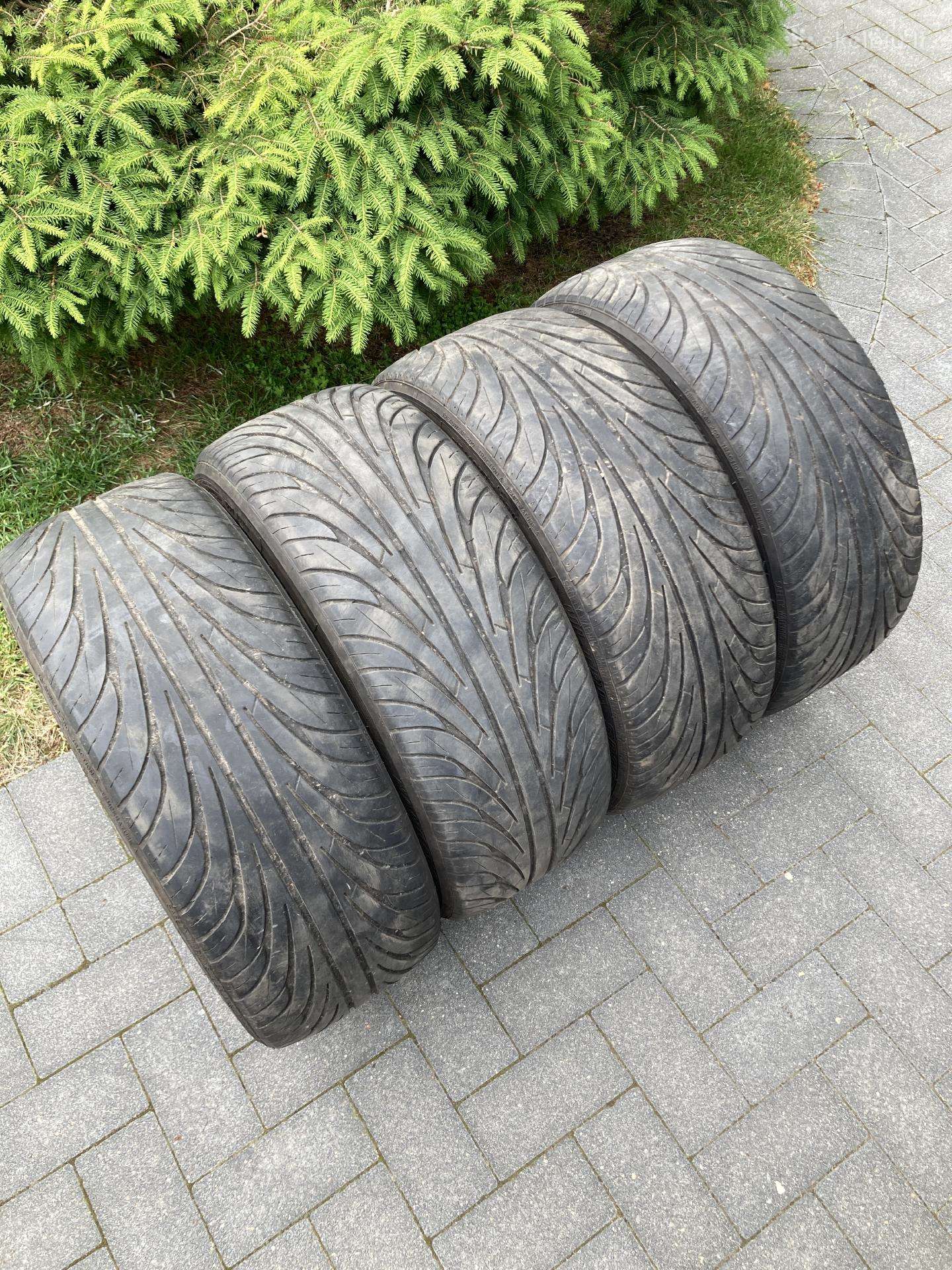 Nankang, summer 215/40 R18
