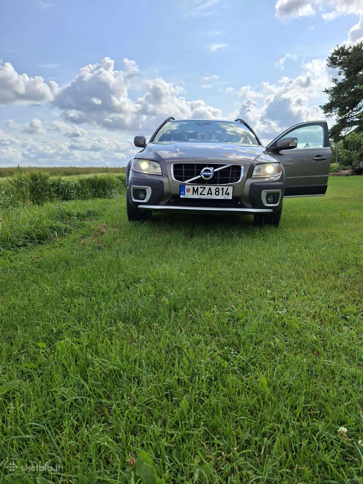 Volvo XC70, 2.4 l., Универсал