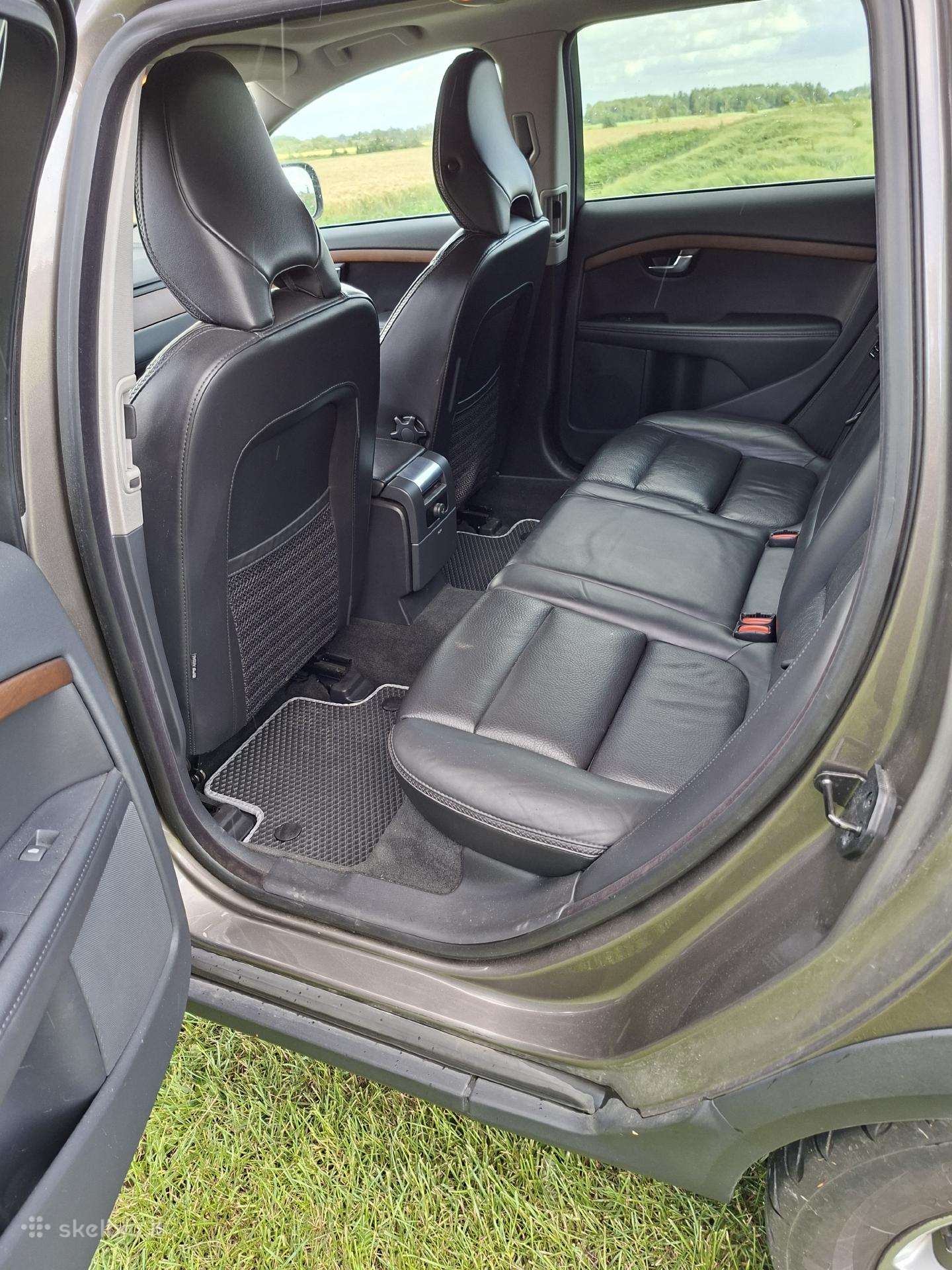 Volvo XC70, 2.4 l., Универсал